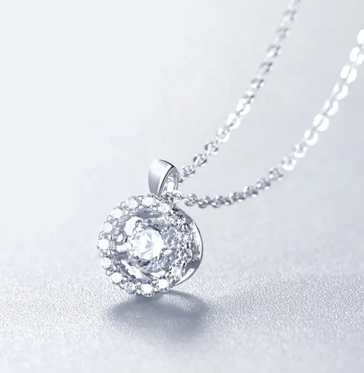 Radiant Orbit 莫桑石純銀吊墜項鏈