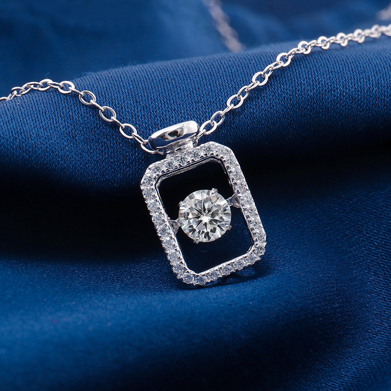 Enchanted Window 莫桑石純銀鏈墜