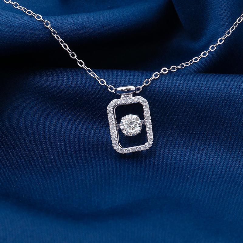 Enchanted Window 莫桑石純銀鏈墜