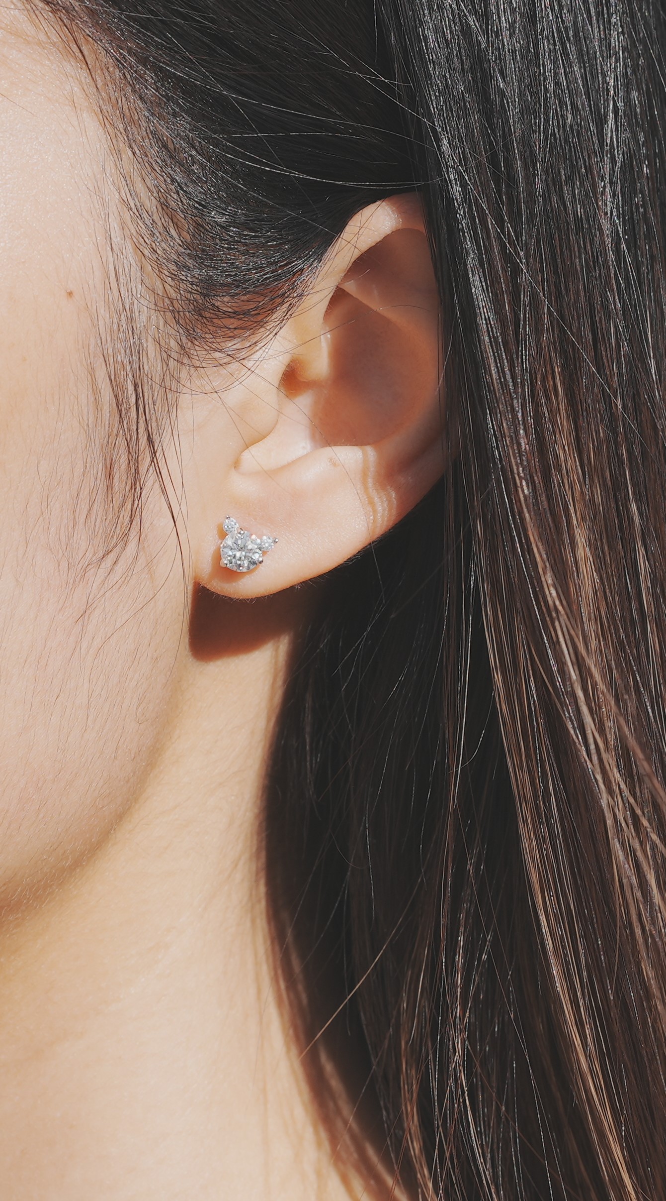 Bear Hug 莫桑石純銀耳環