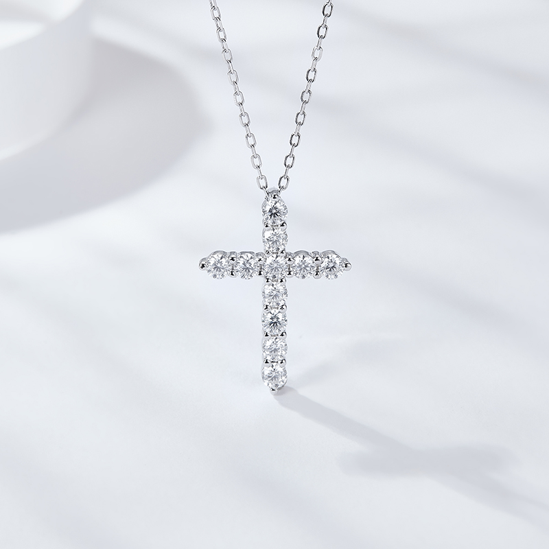 Faithful Cross 莫桑石純銀鏈墜