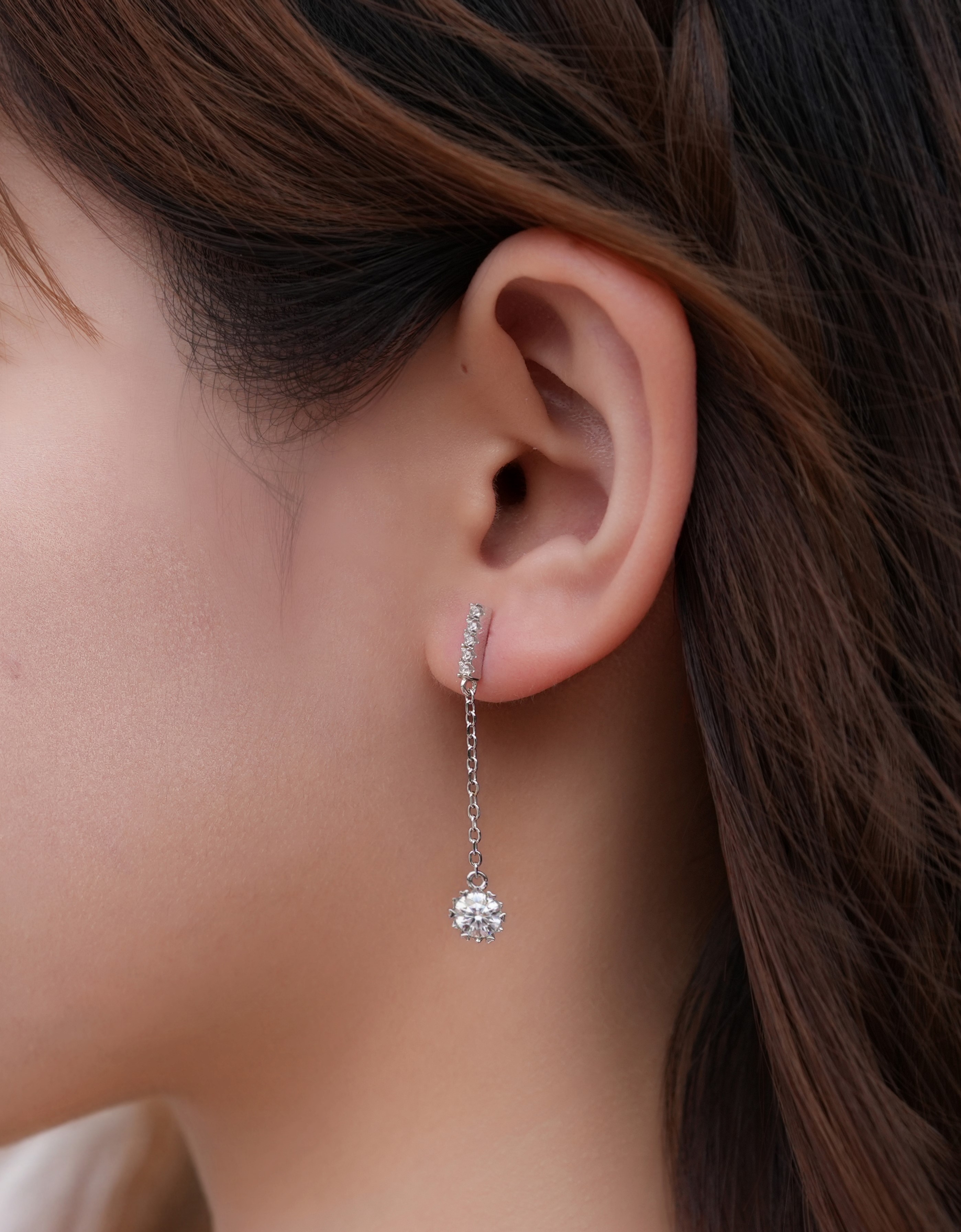 Snowfall Drop 莫桑石純銀耳墜