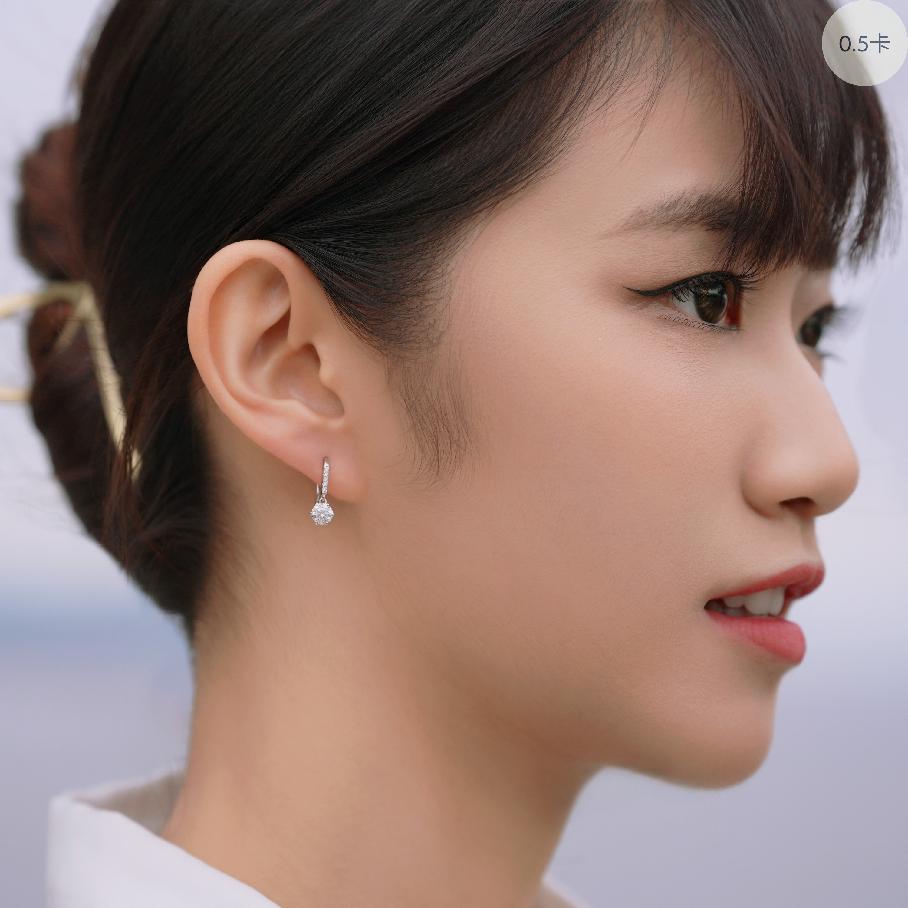 Ethereal Cascade 莫桑石純銀耳環