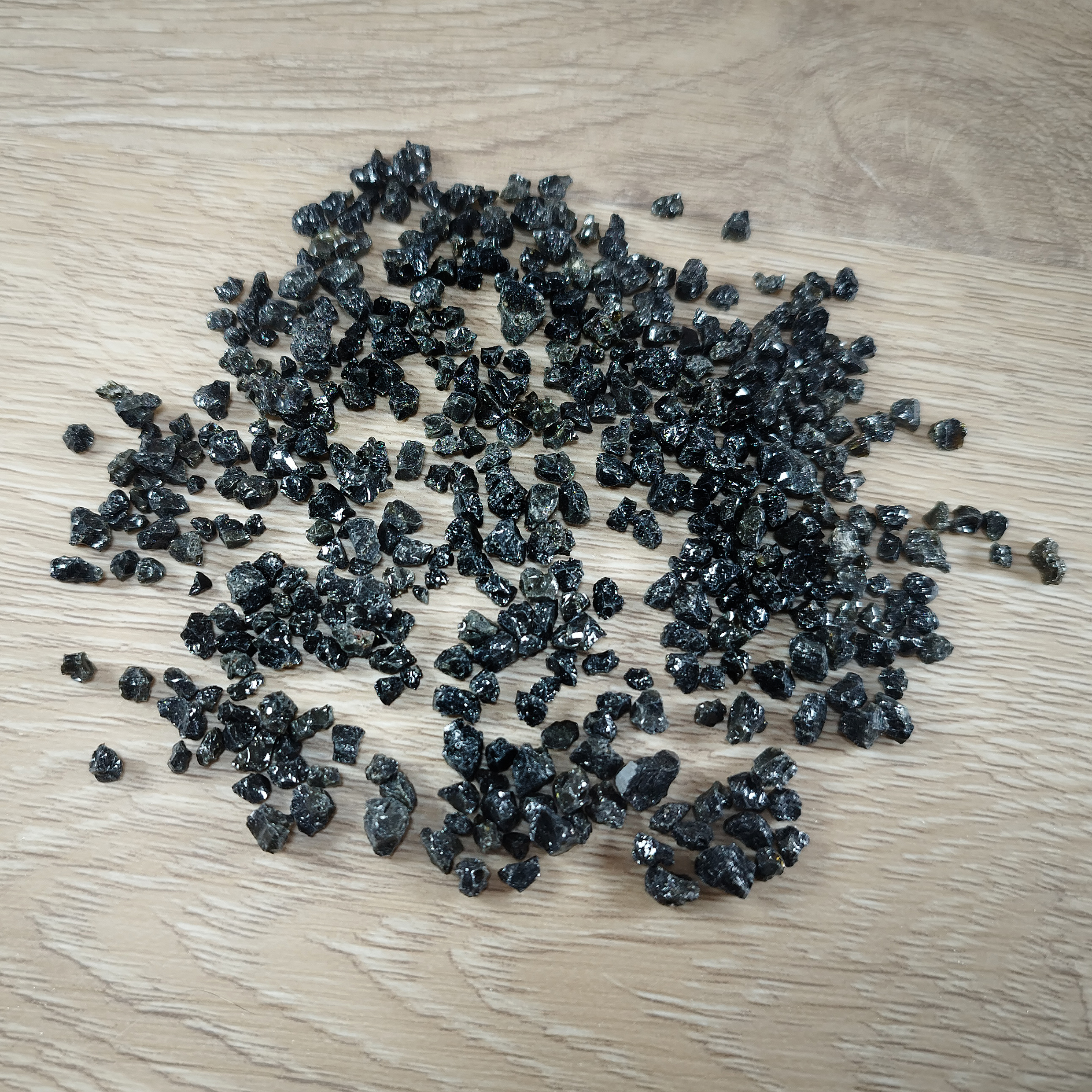 Dekoratyviniai akmenukai "Juodas Blizgus"