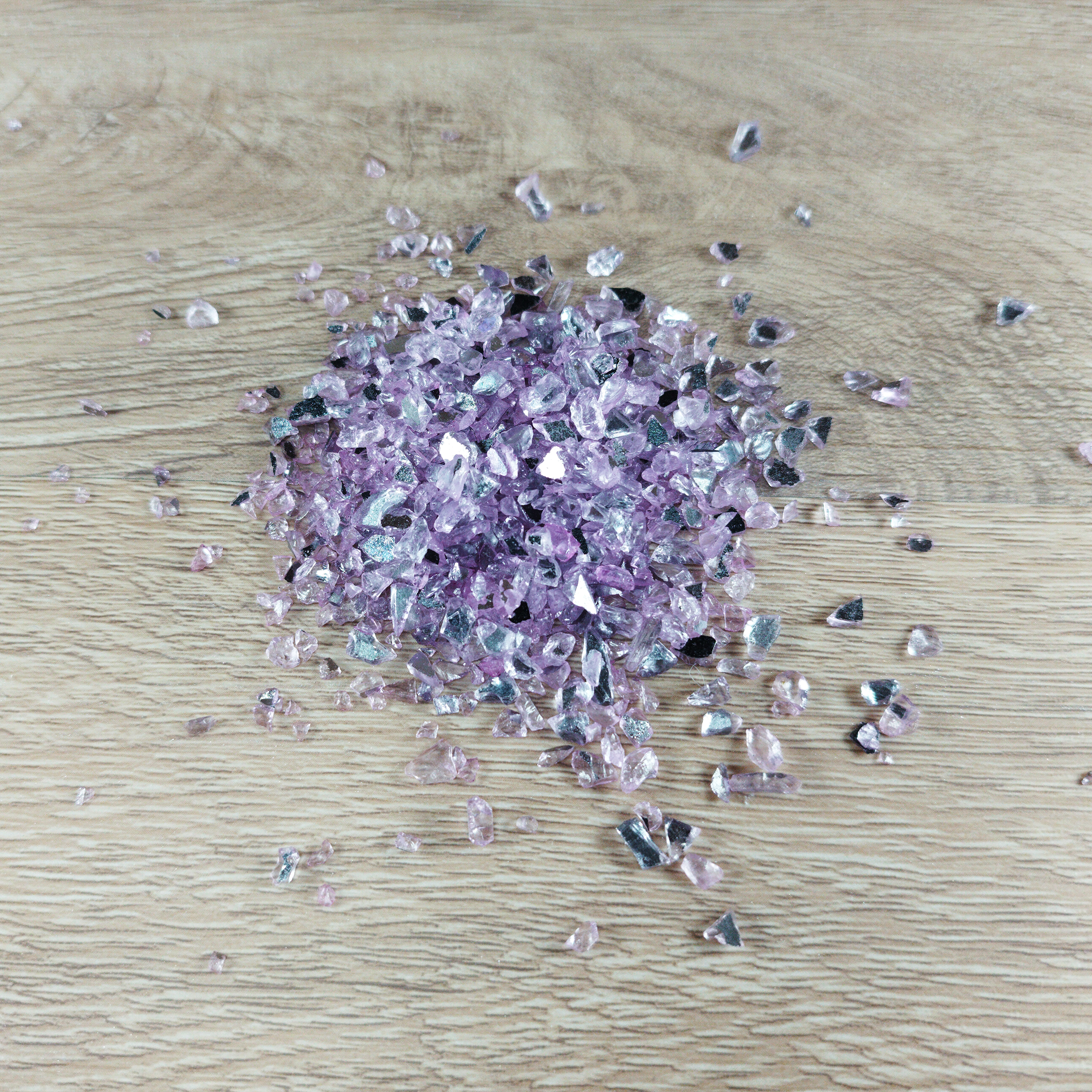 Dekoratyviniai akmenukai "Violetinis stiklas"