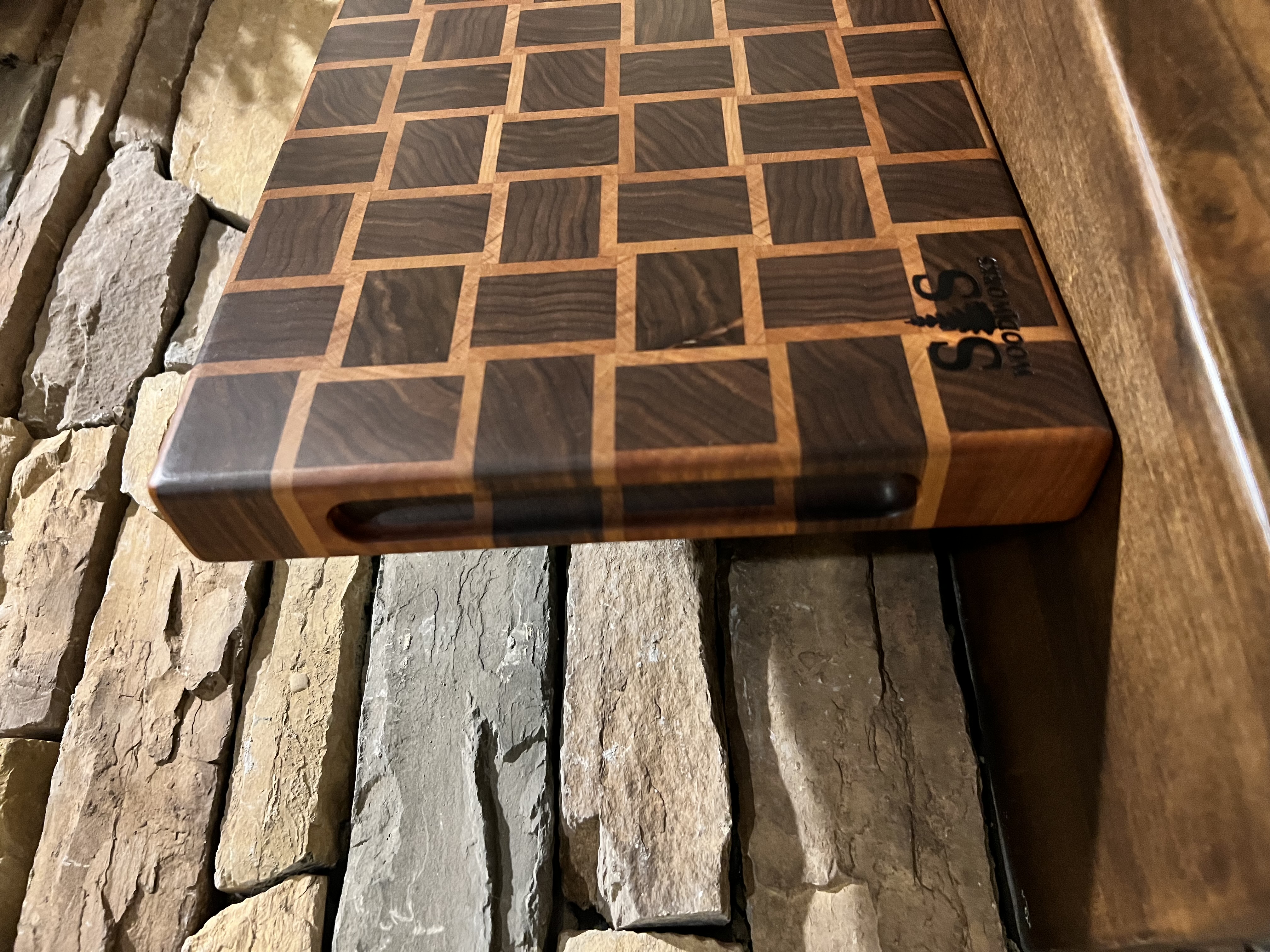 End Grain Walnut and Cherry Cutting Board