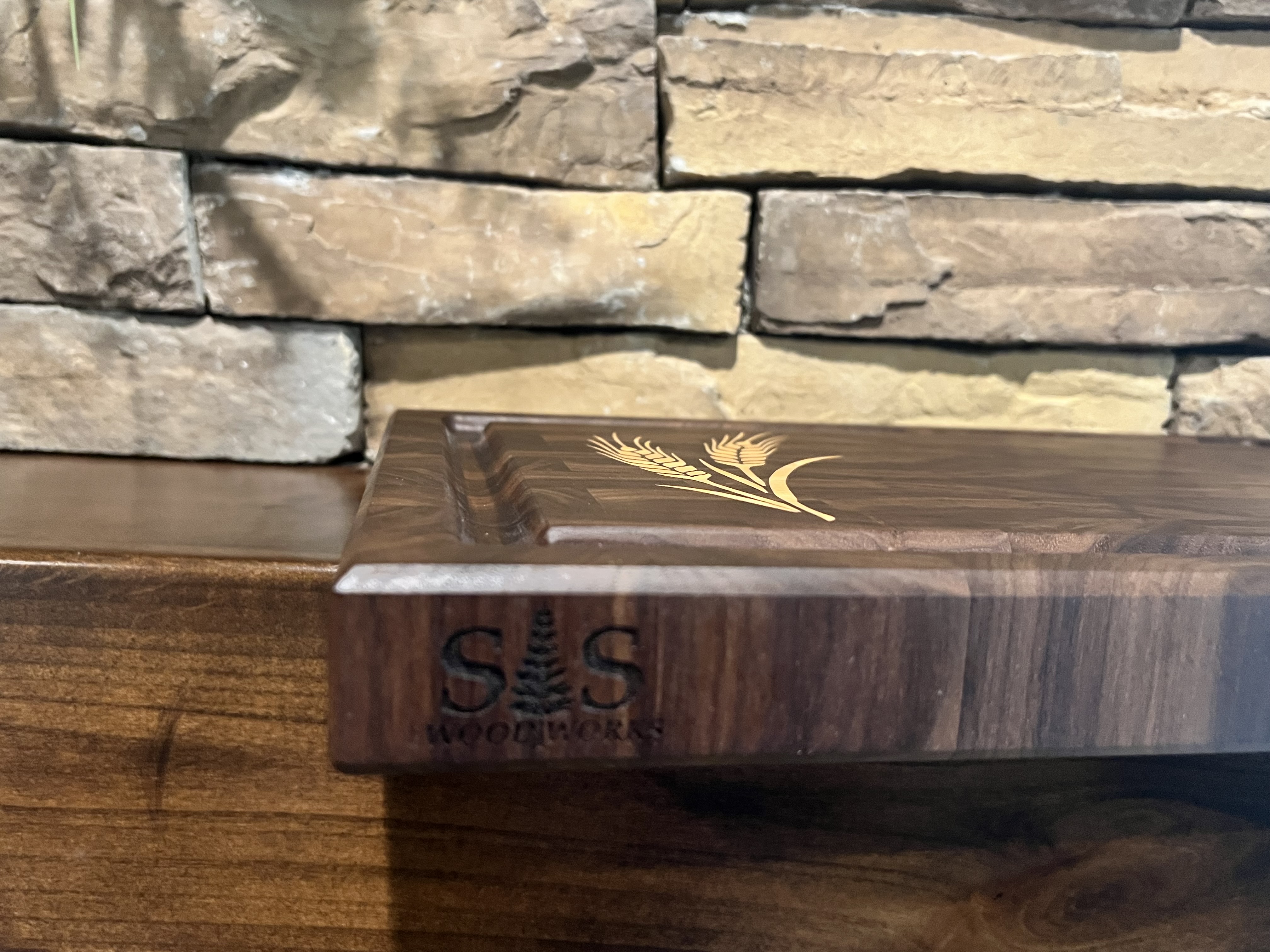 Wheat Wood Inlay Cutting Board