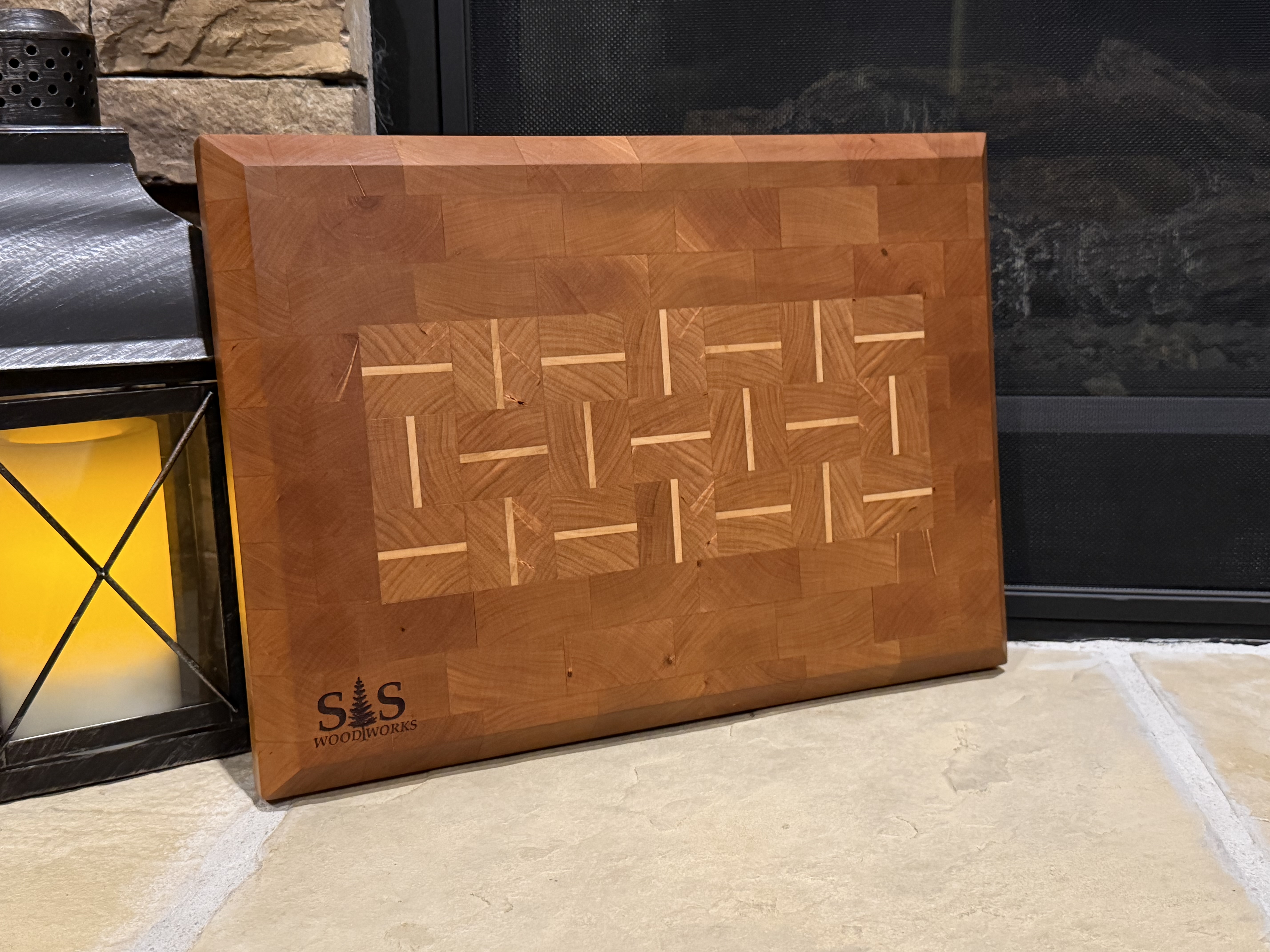 End-grain Basket Weave-Style Cutting Board
