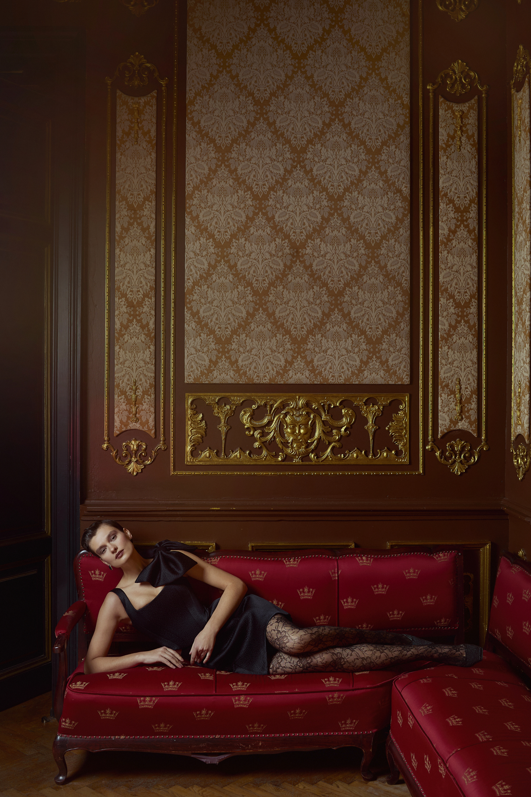 Korseto ir sijono kostiumėlis Jauniškas