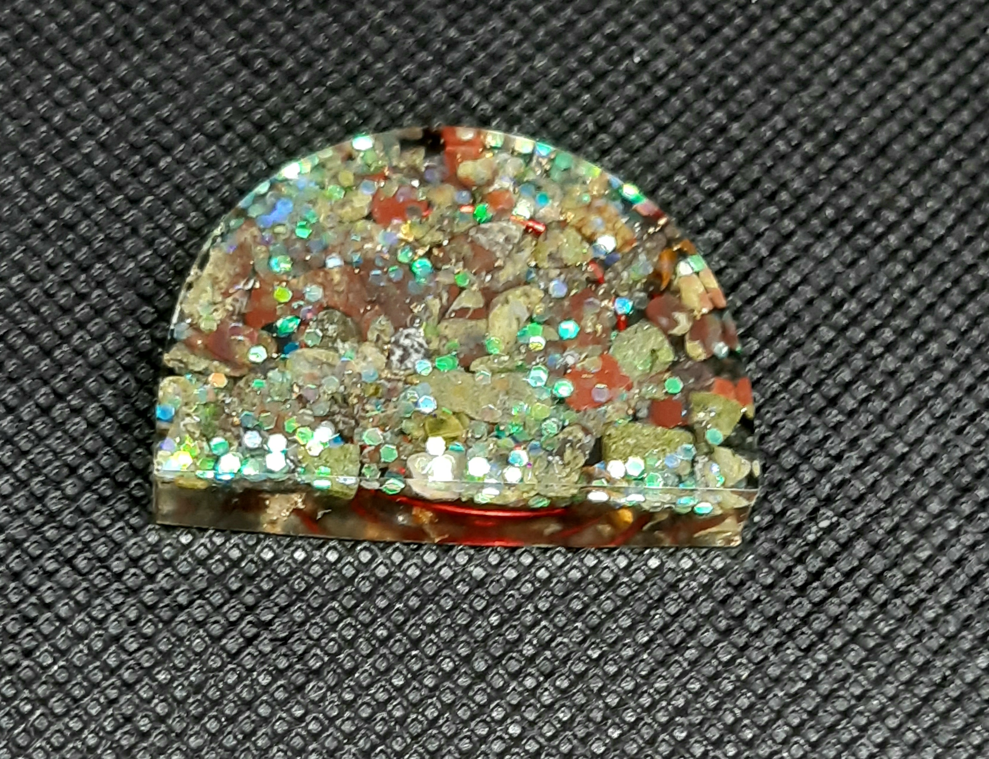 Orgonite de poche Sang de dragon