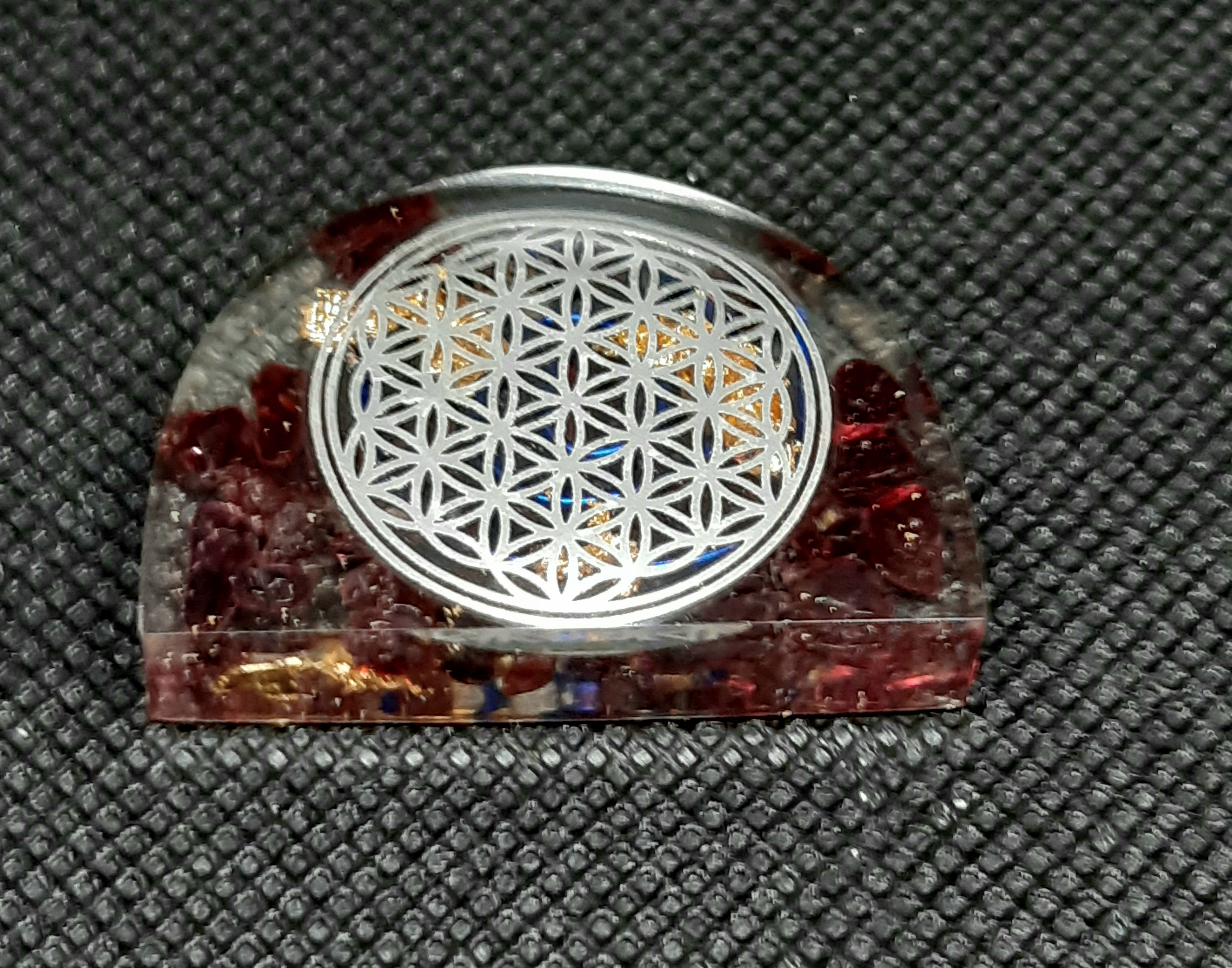 Orgonite de poche Grenat