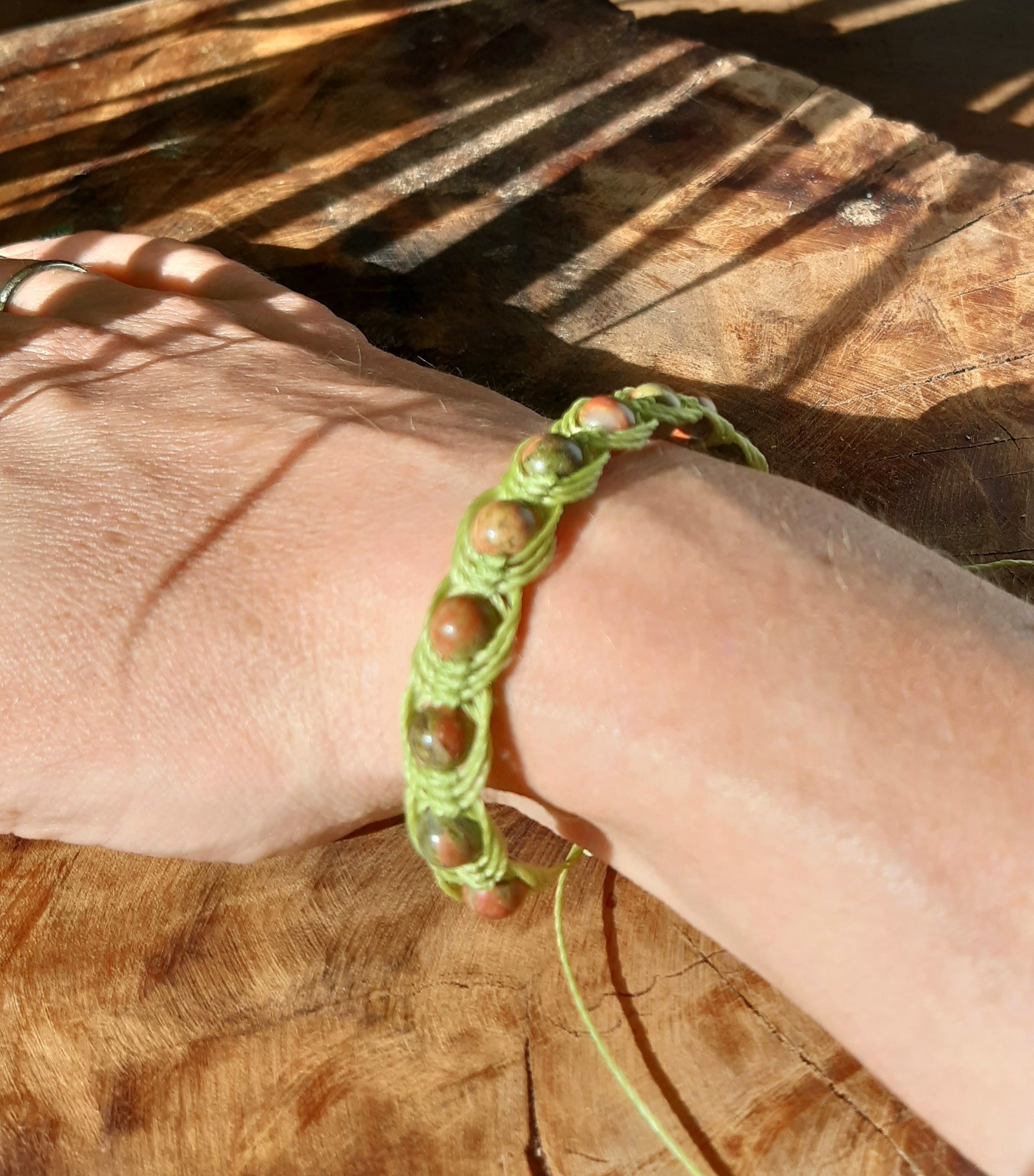 Bracelet énergétique en macramé