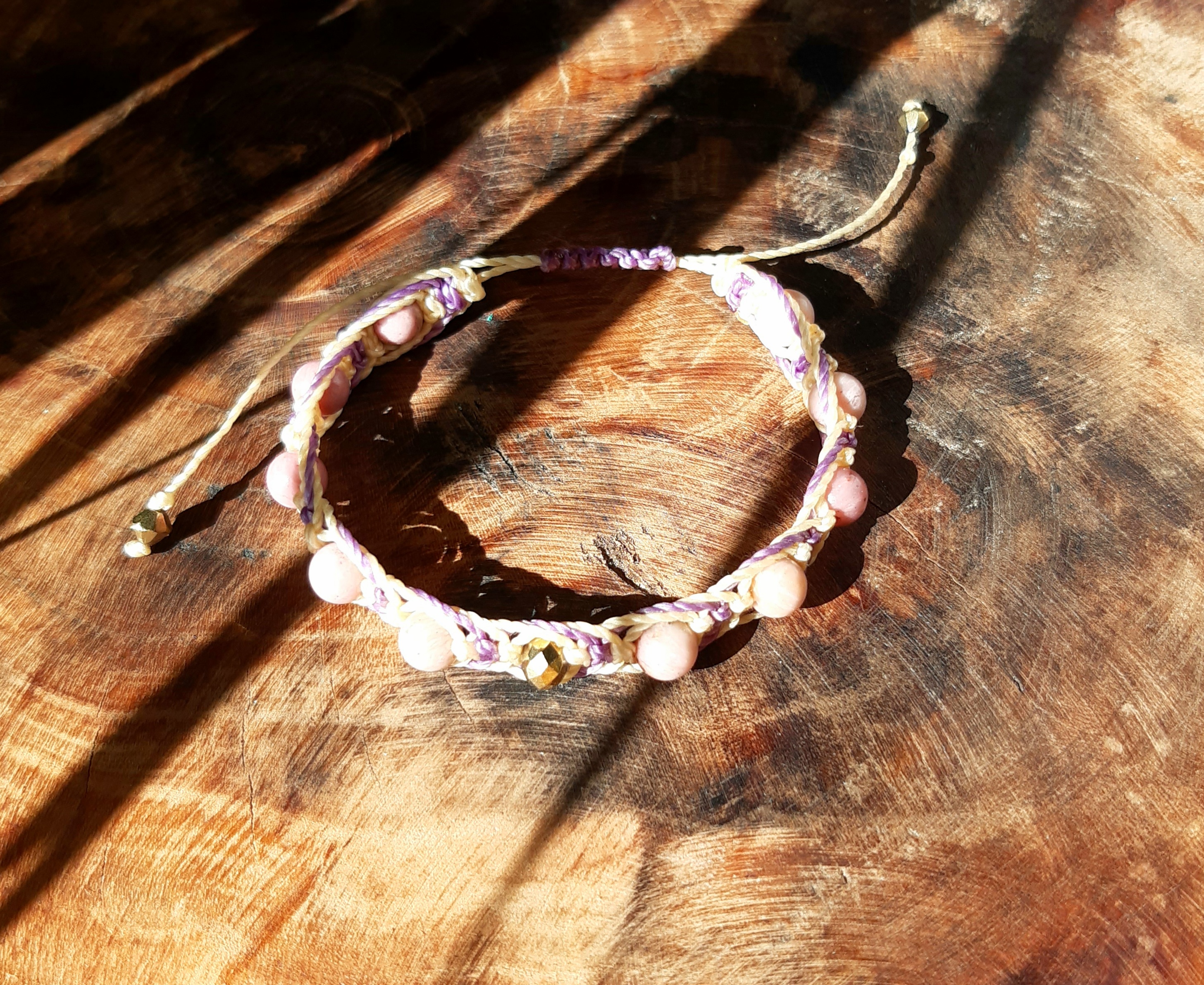 Bracelet énergétique en macramé