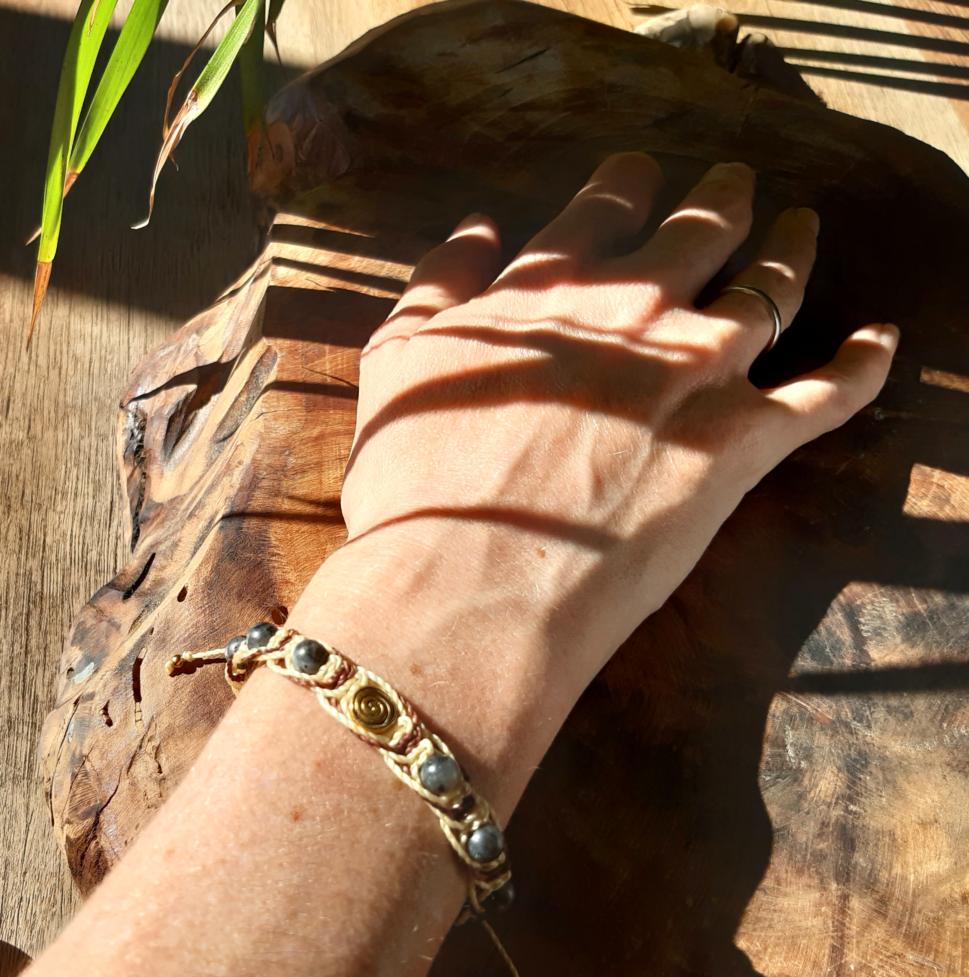 Bracelet énergétique en macramé