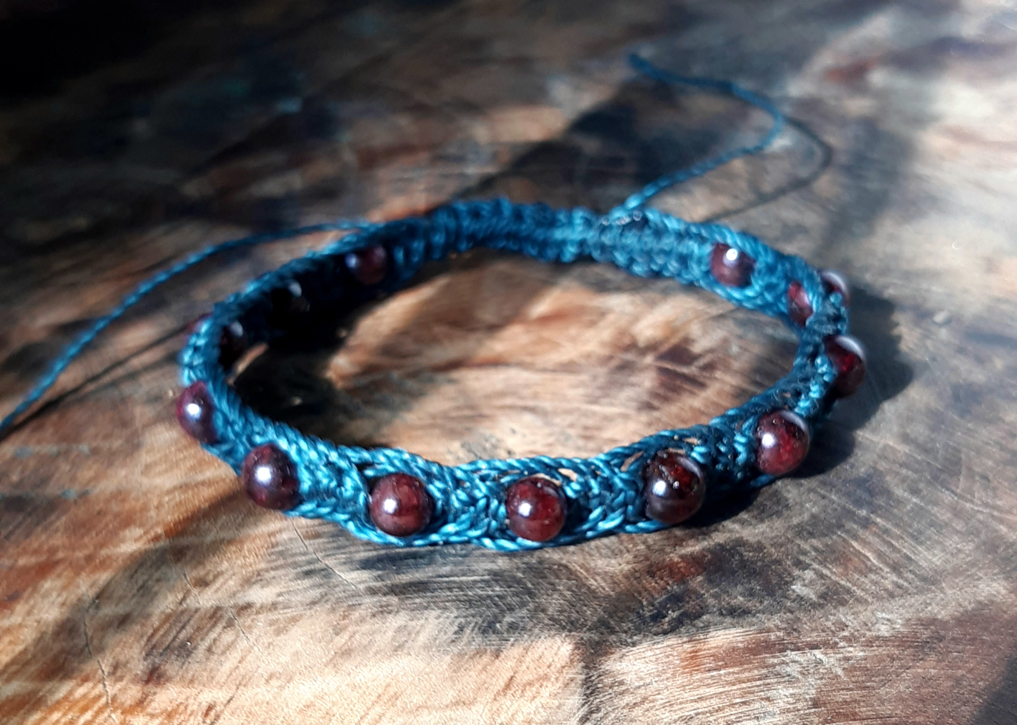 Bracelet énergétique en macramé