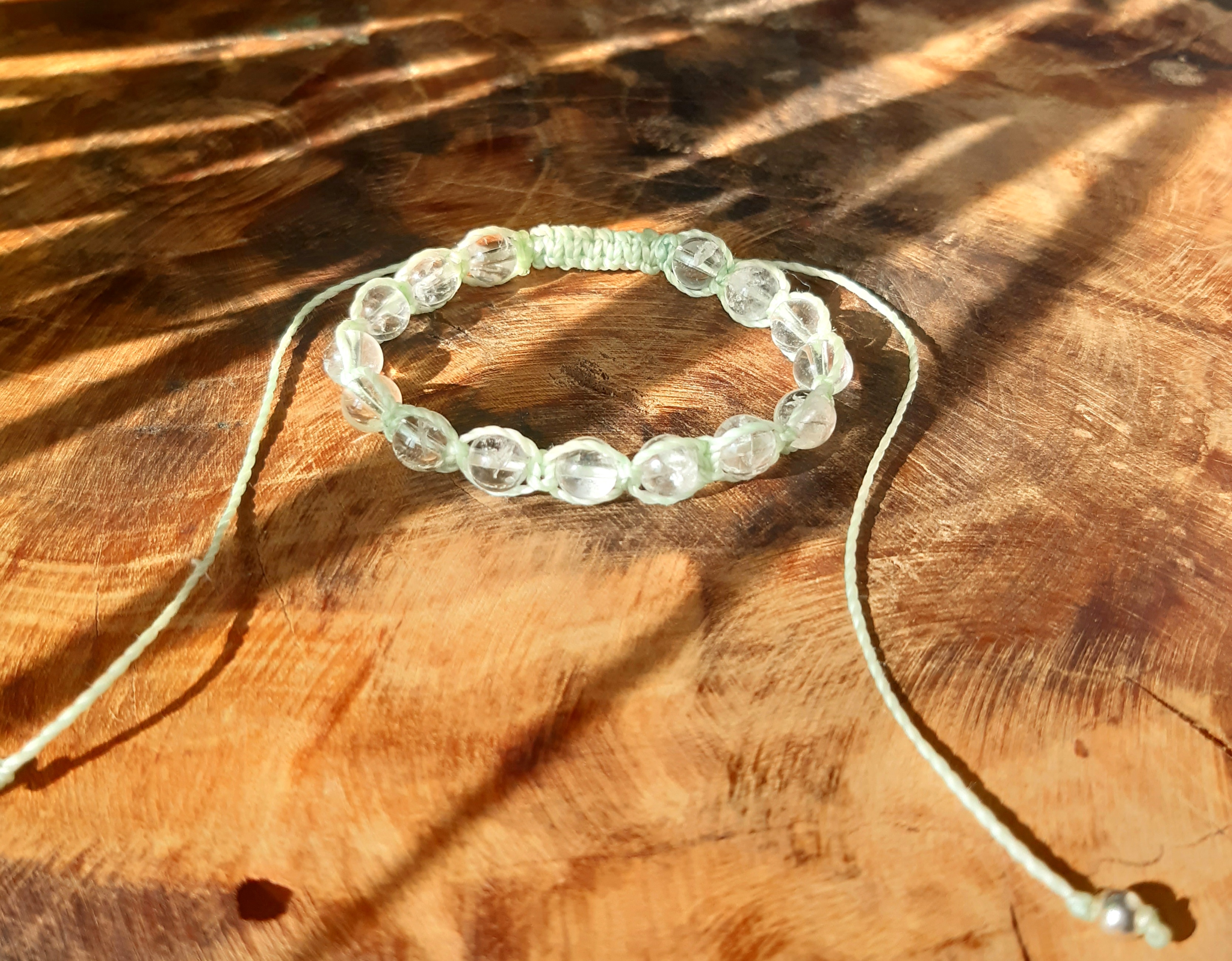 Bracelet énergétique en macramé