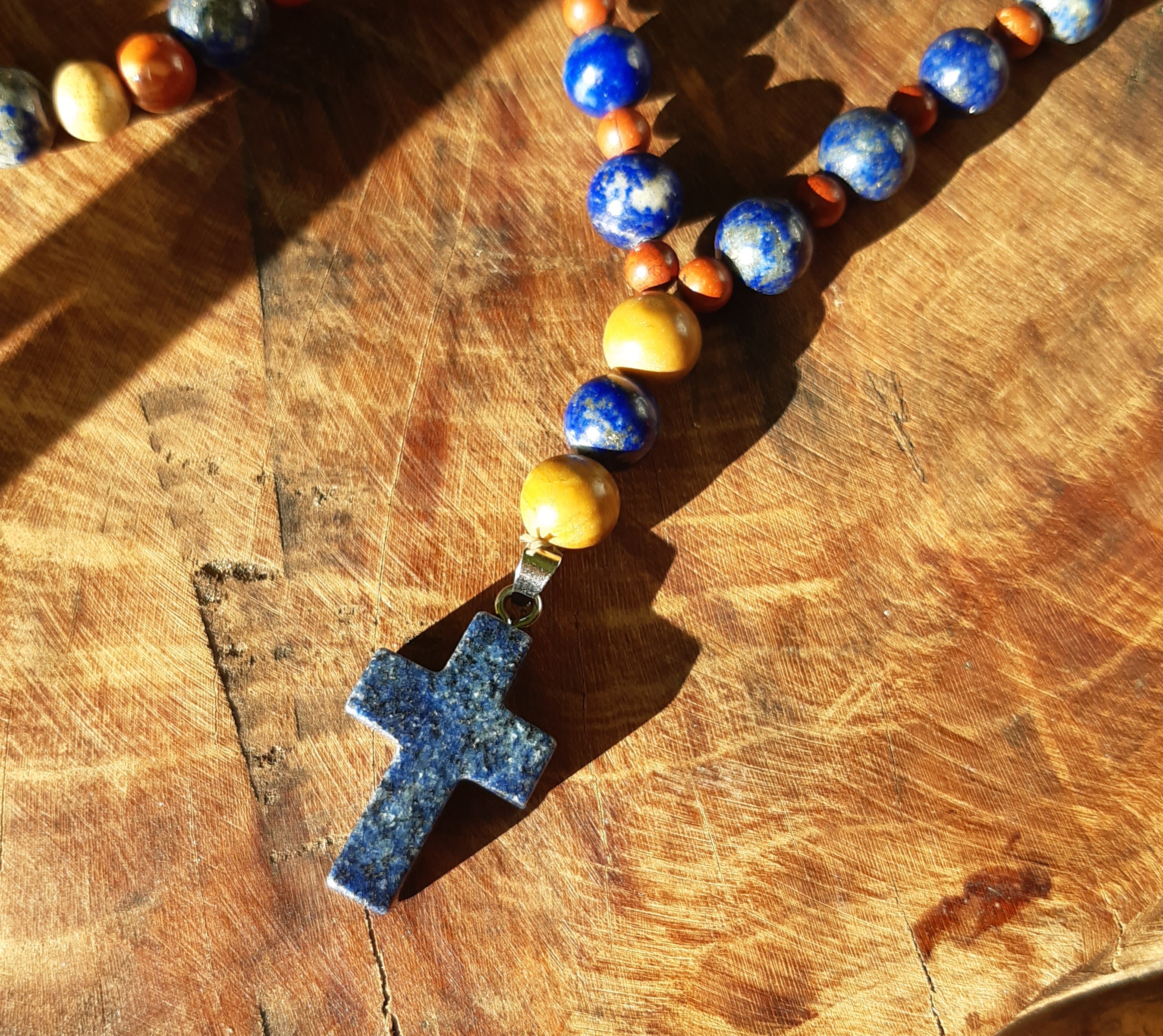 parure en pierres naturelles