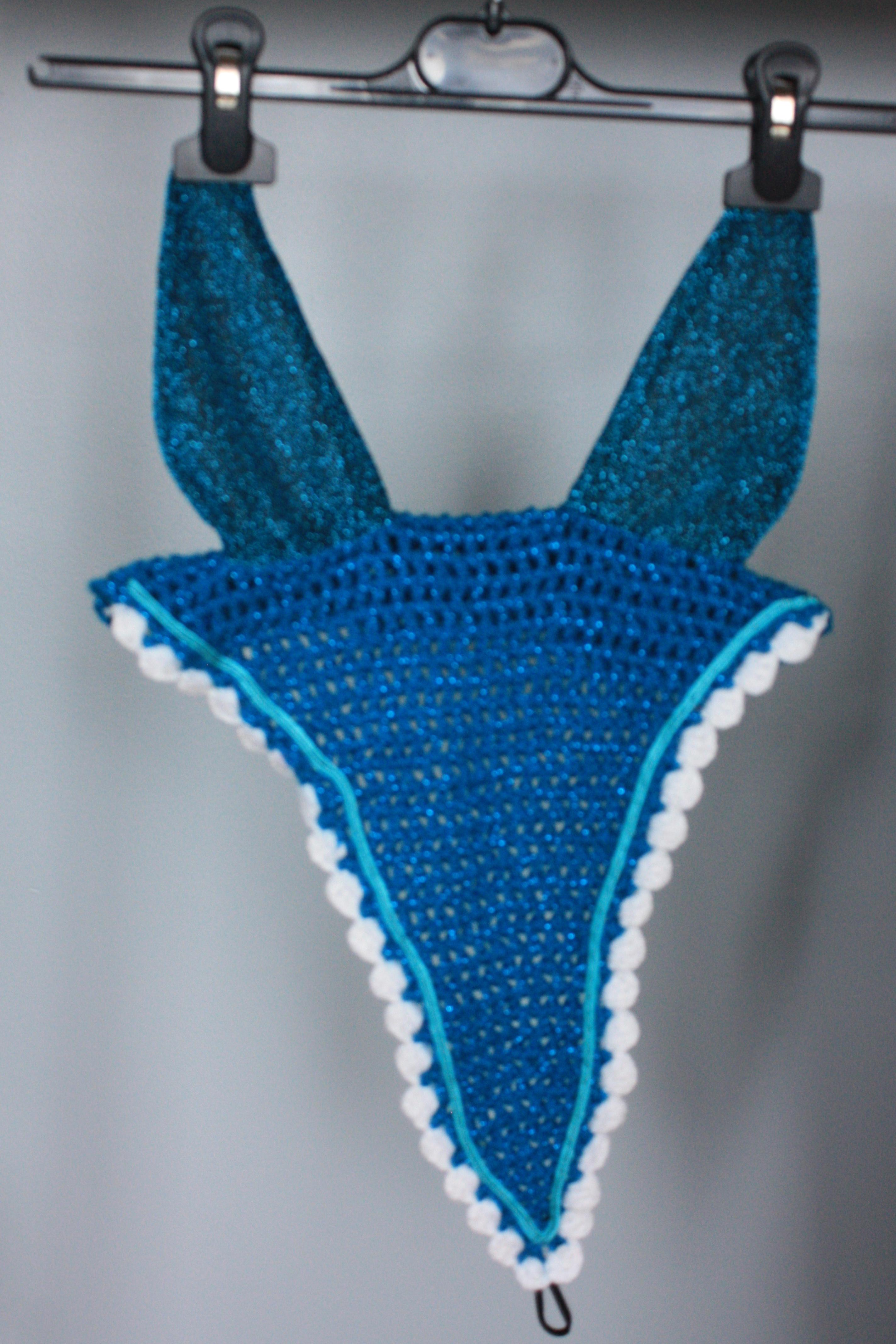 Ilgas elektrinės spalvos ausinukas