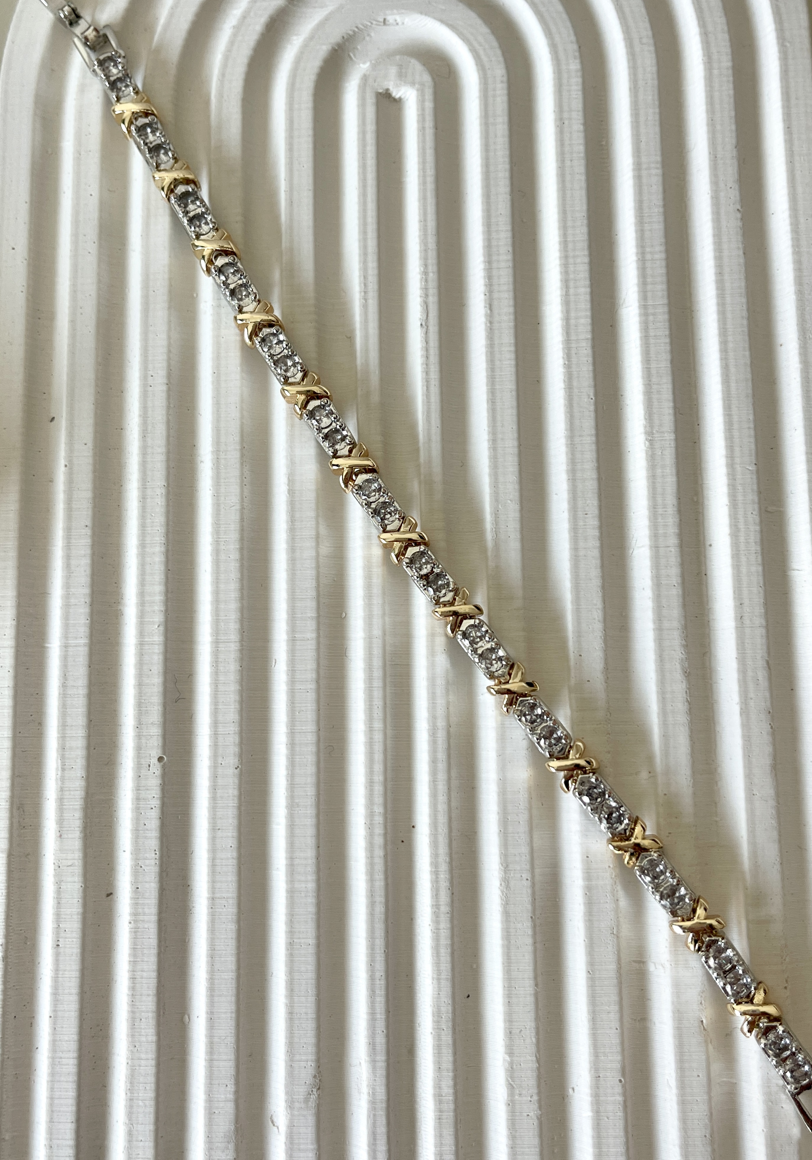 XO-Link Tennis Bracelet