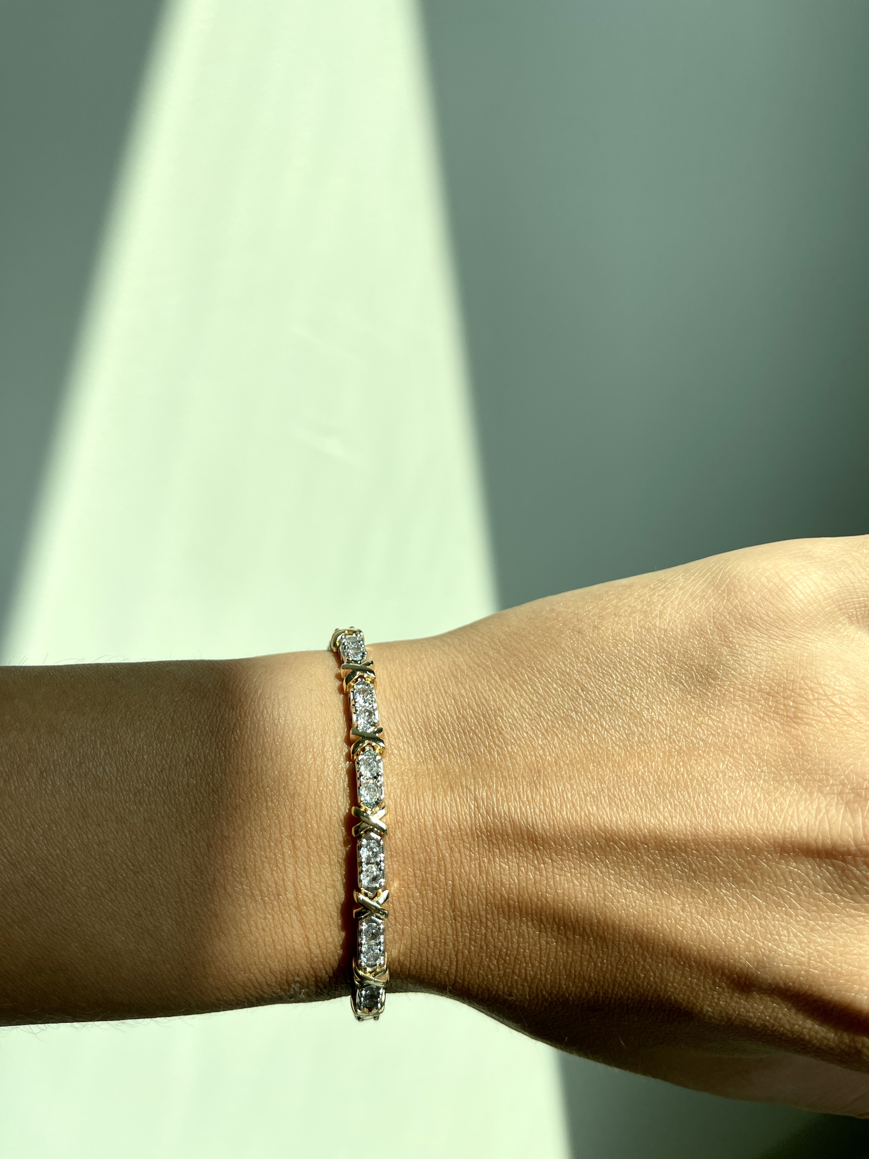 XO-Link Tennis Bracelet