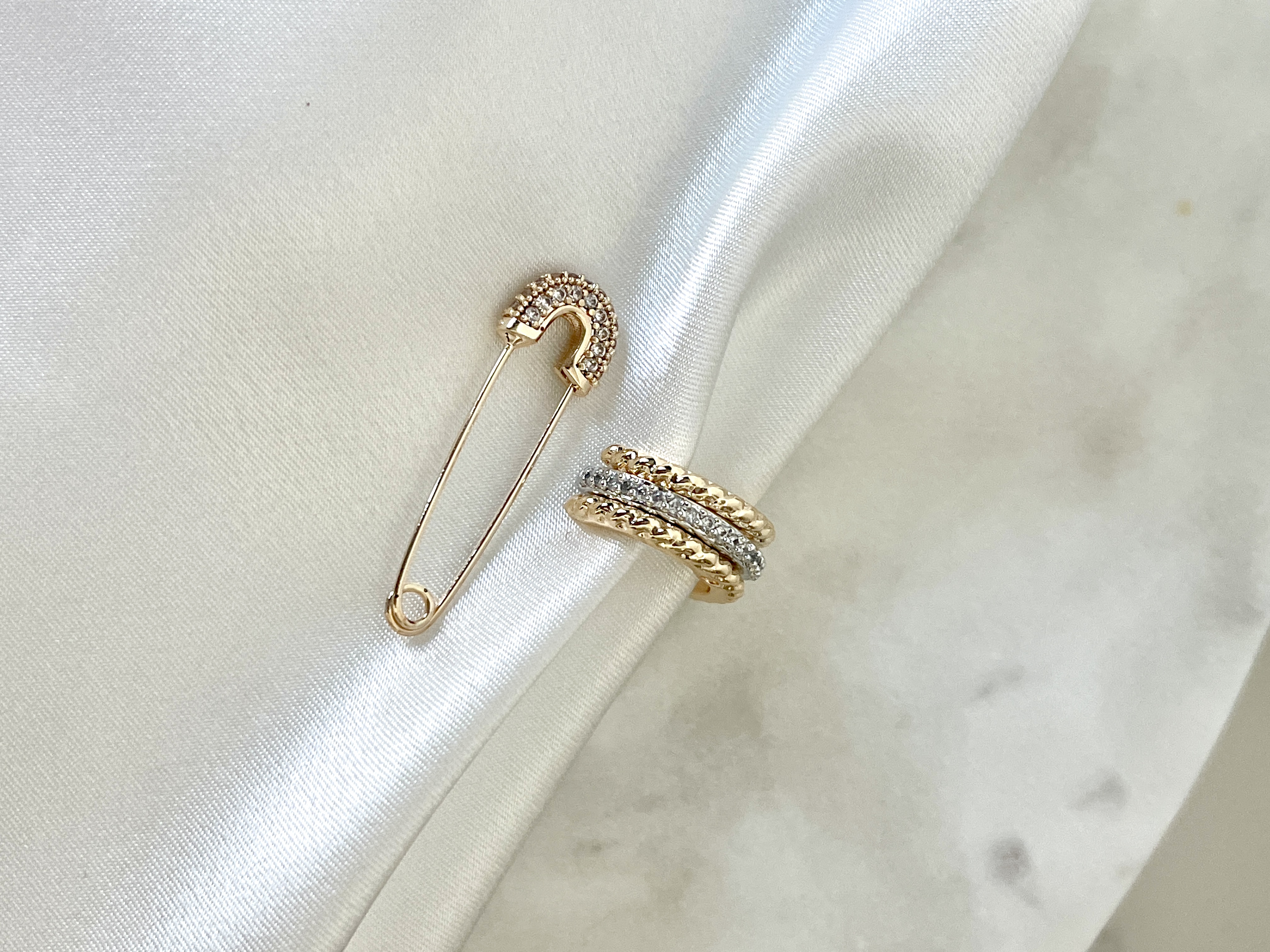 Karl Pave Single Safety Pin Cuff