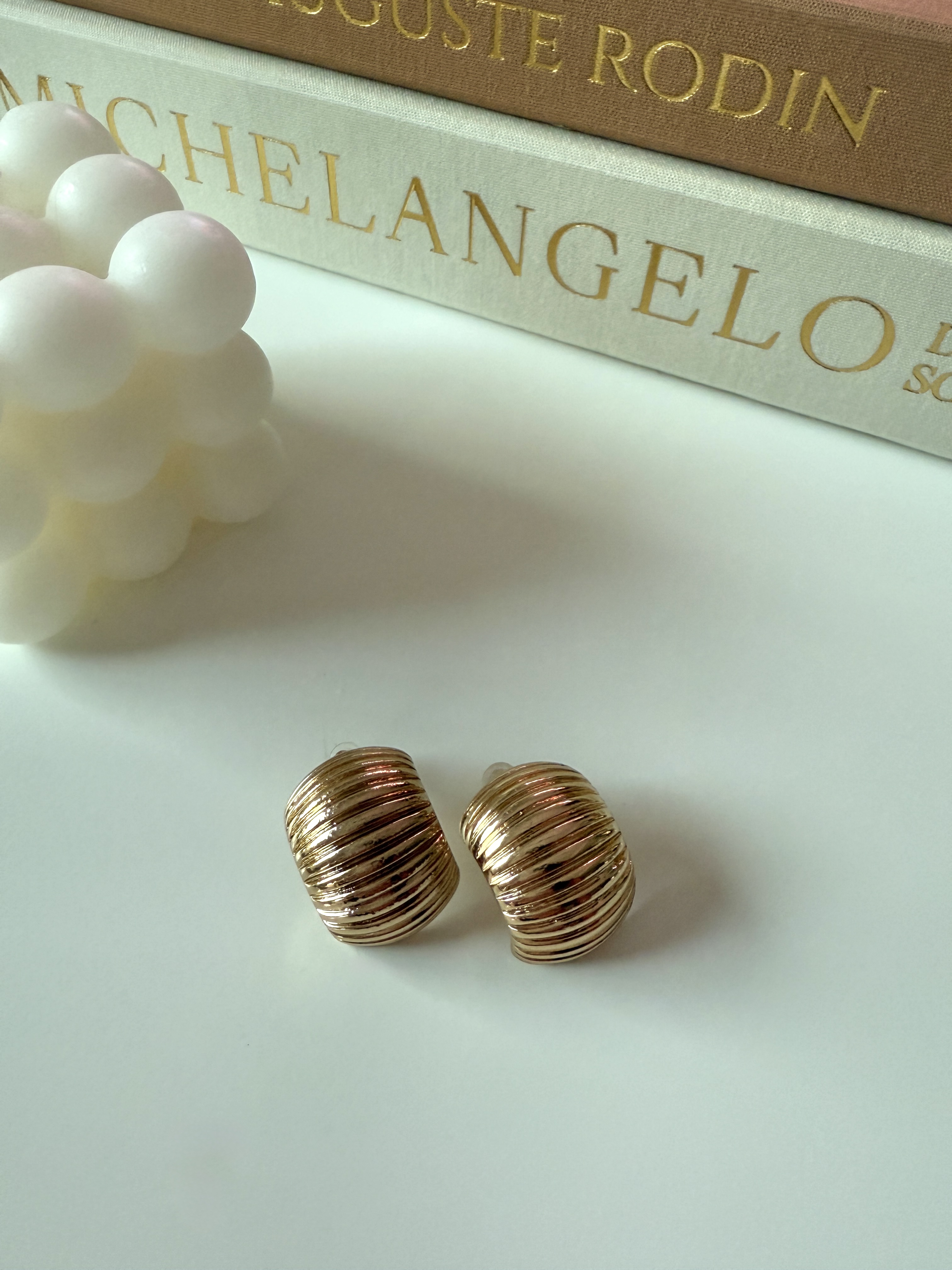 Scarlet Vintage Gold Earrings