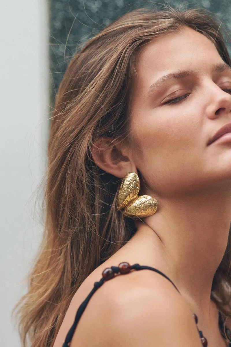 Statement Sea Shell Decorative Earrings