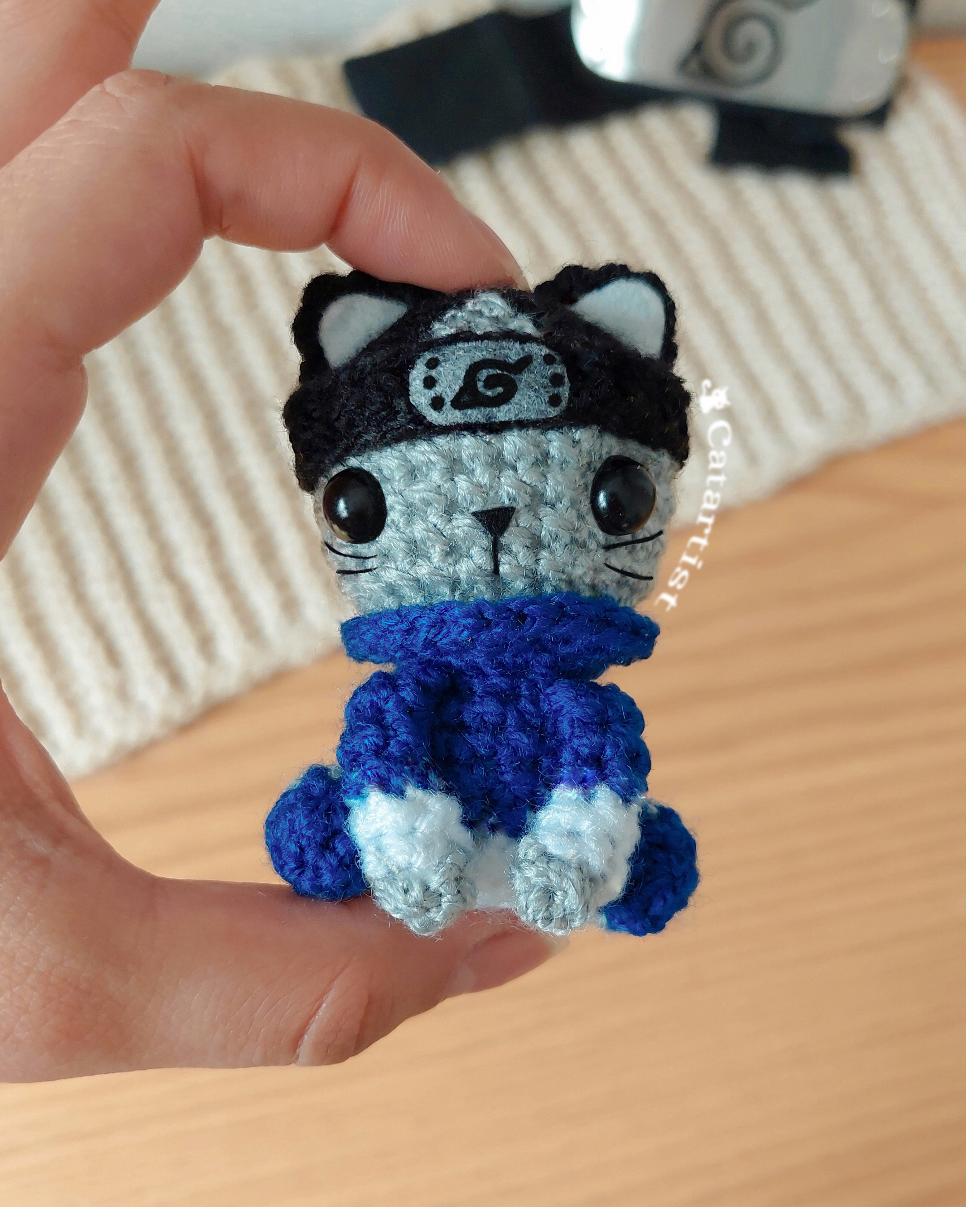 Sasuke Uchiha (Versión gato)
