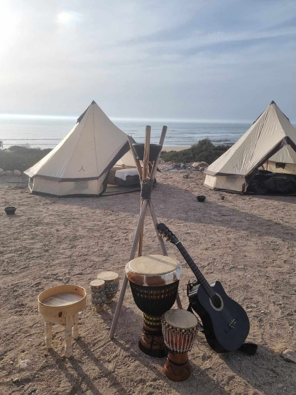Nuit sous tentes  traditionnel au bord de l'océan 4 pax