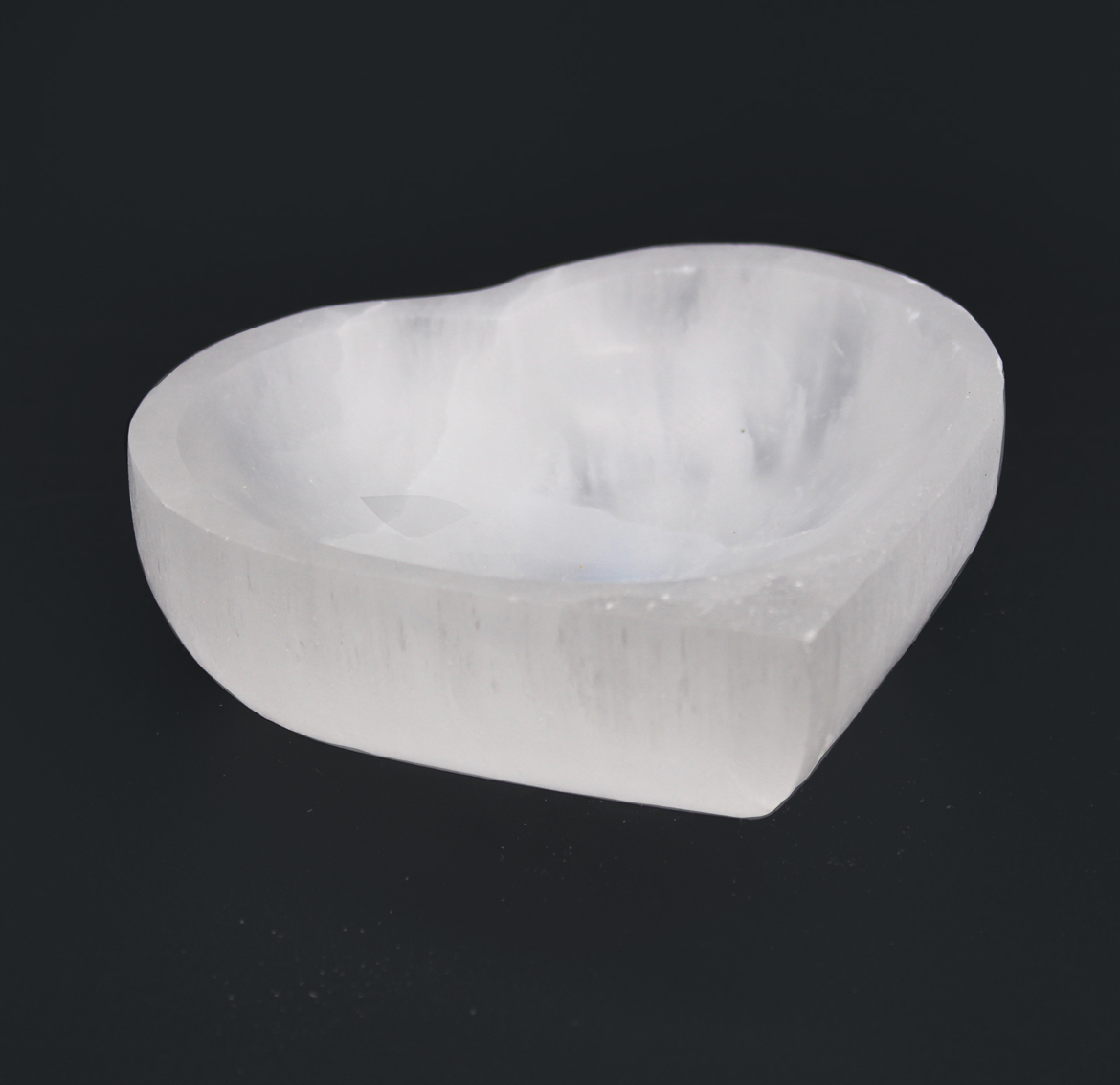 Selenito dubuo - širdis, 10cm