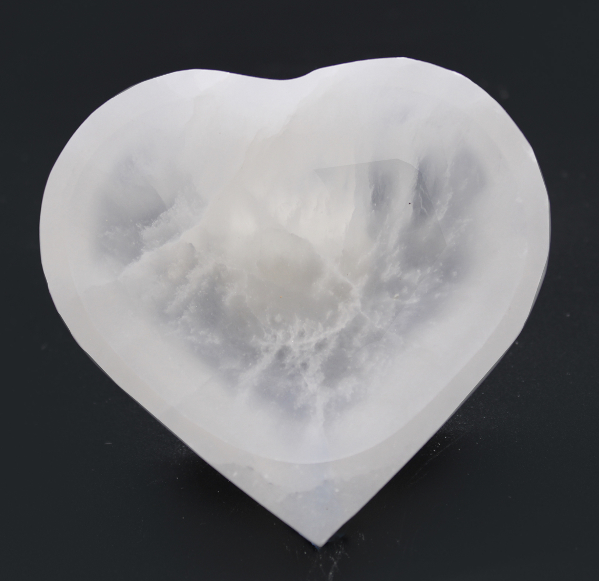 Selenito dubuo - širdis, 10cm