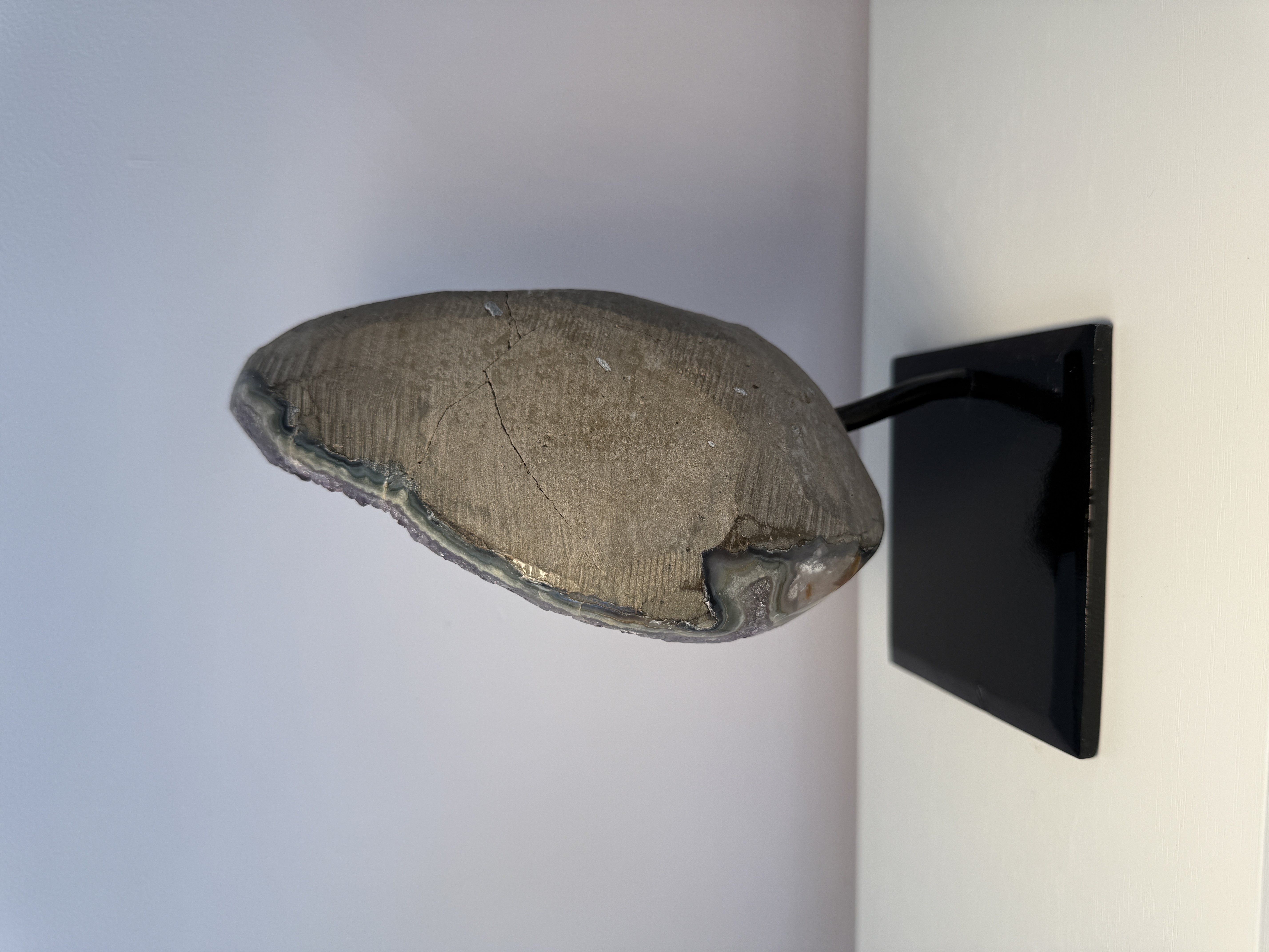 Ametisto drūza ant stovo 2,150kg