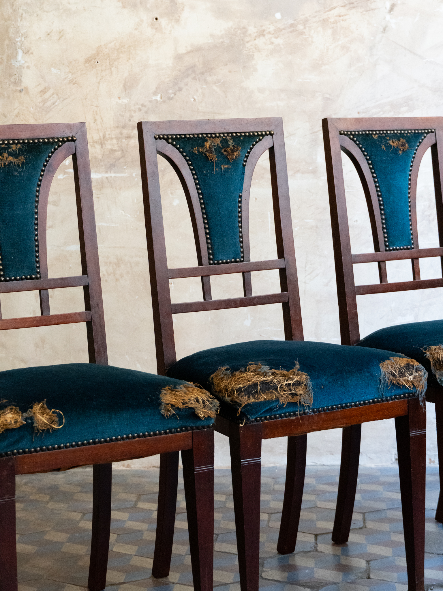 Art Nouveau Table And Chairs