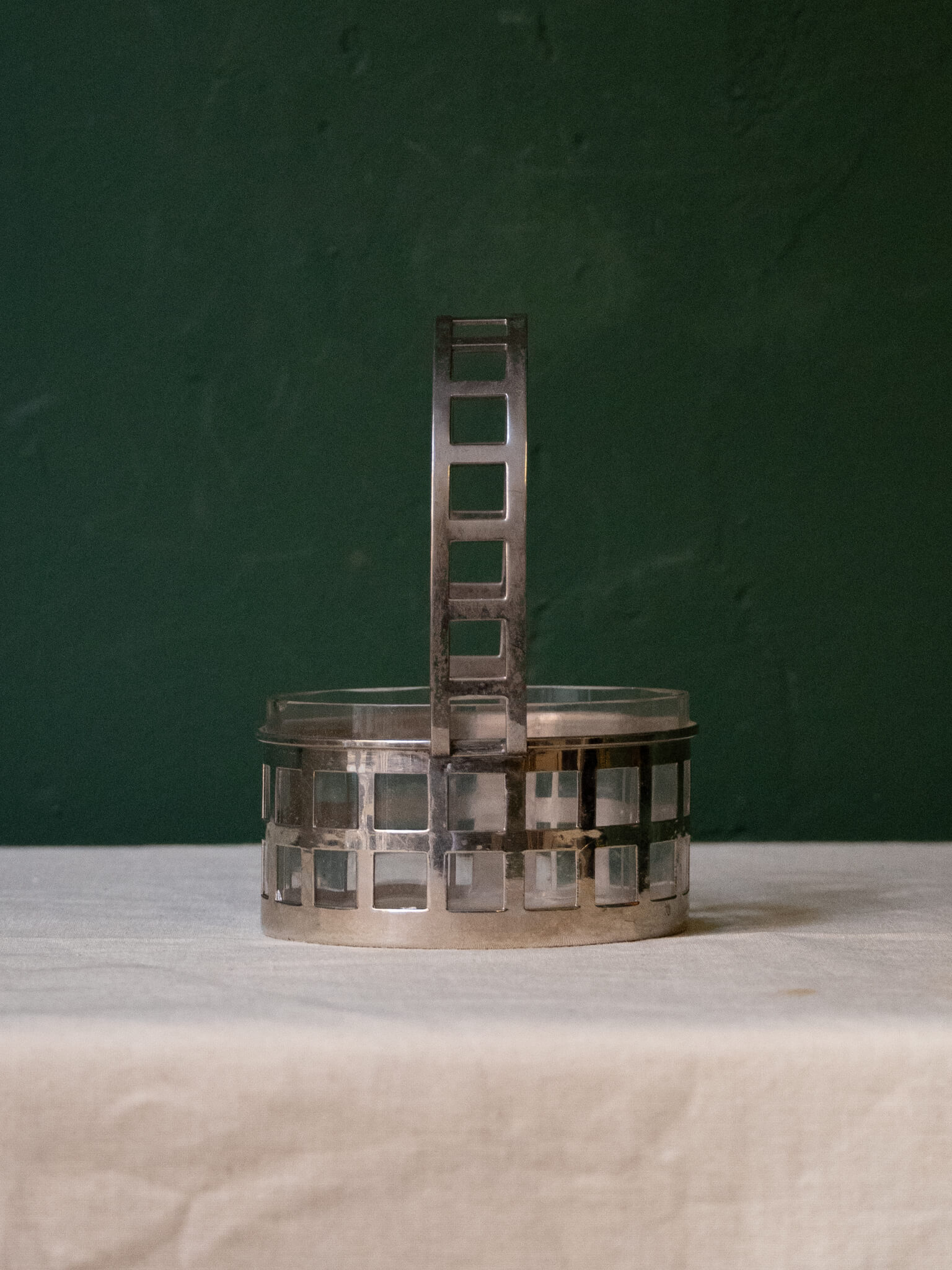 Vienna School Basket