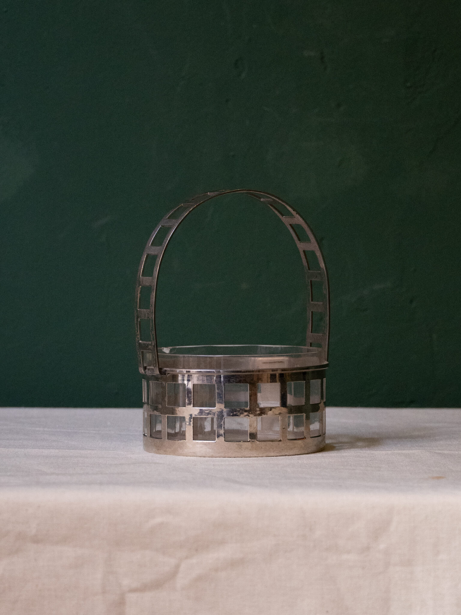 Vienna School Basket