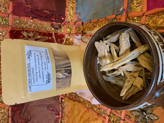 Premium Sandalwood Pieces 