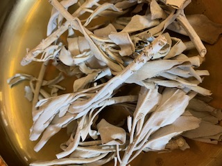  White Sage Leaf & Clusters (Californian)