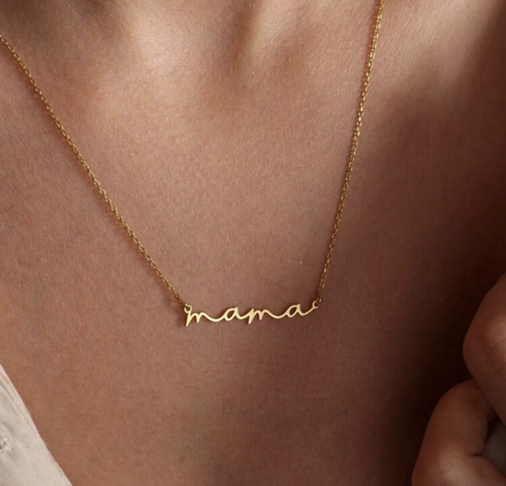 Collar 'mama'