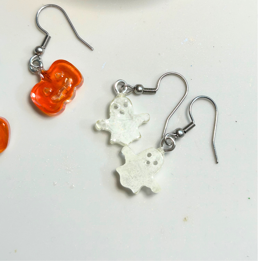 Pendientes fantasmas de Halloween