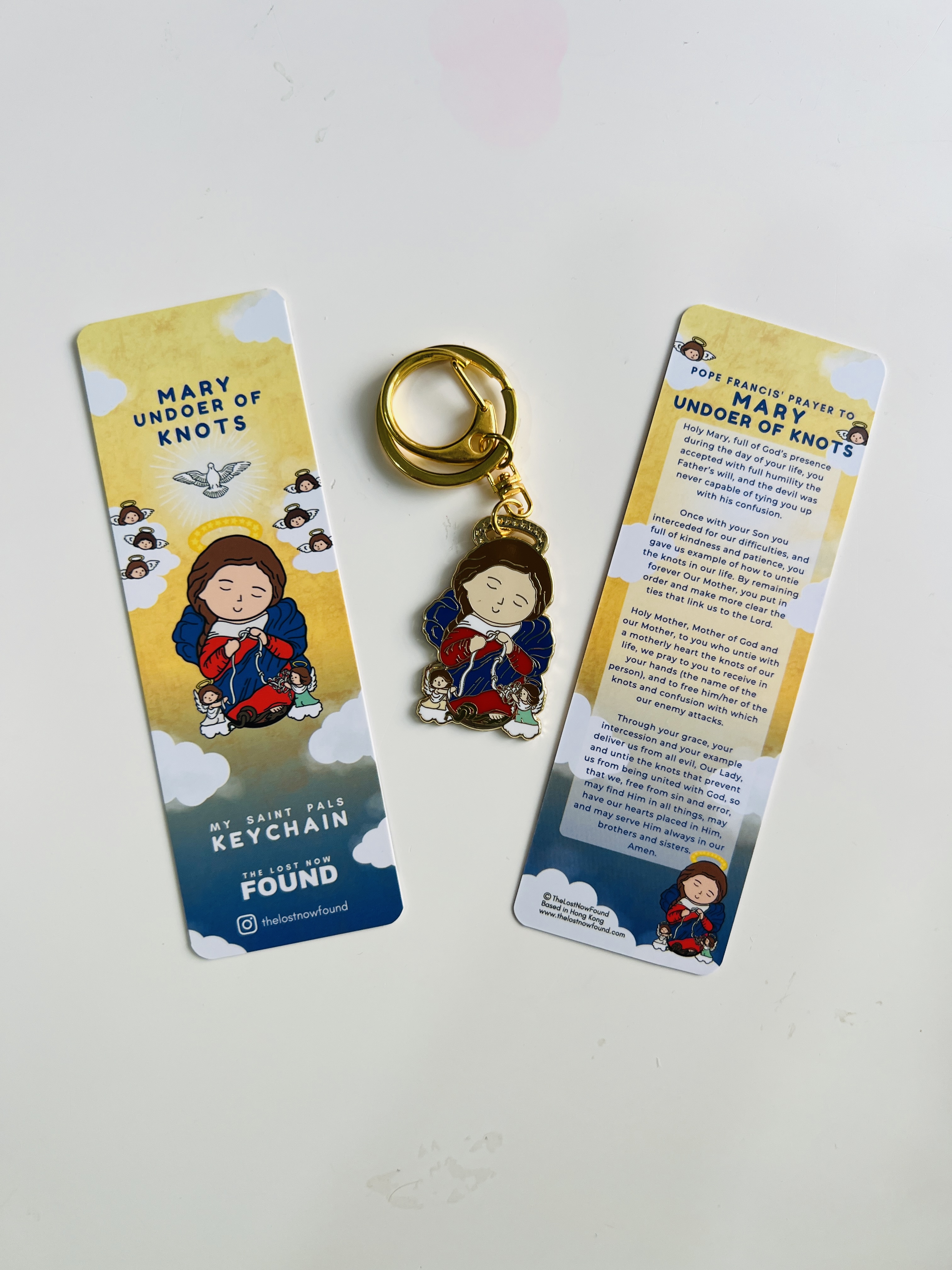 Mary Undoer of Knots keychain