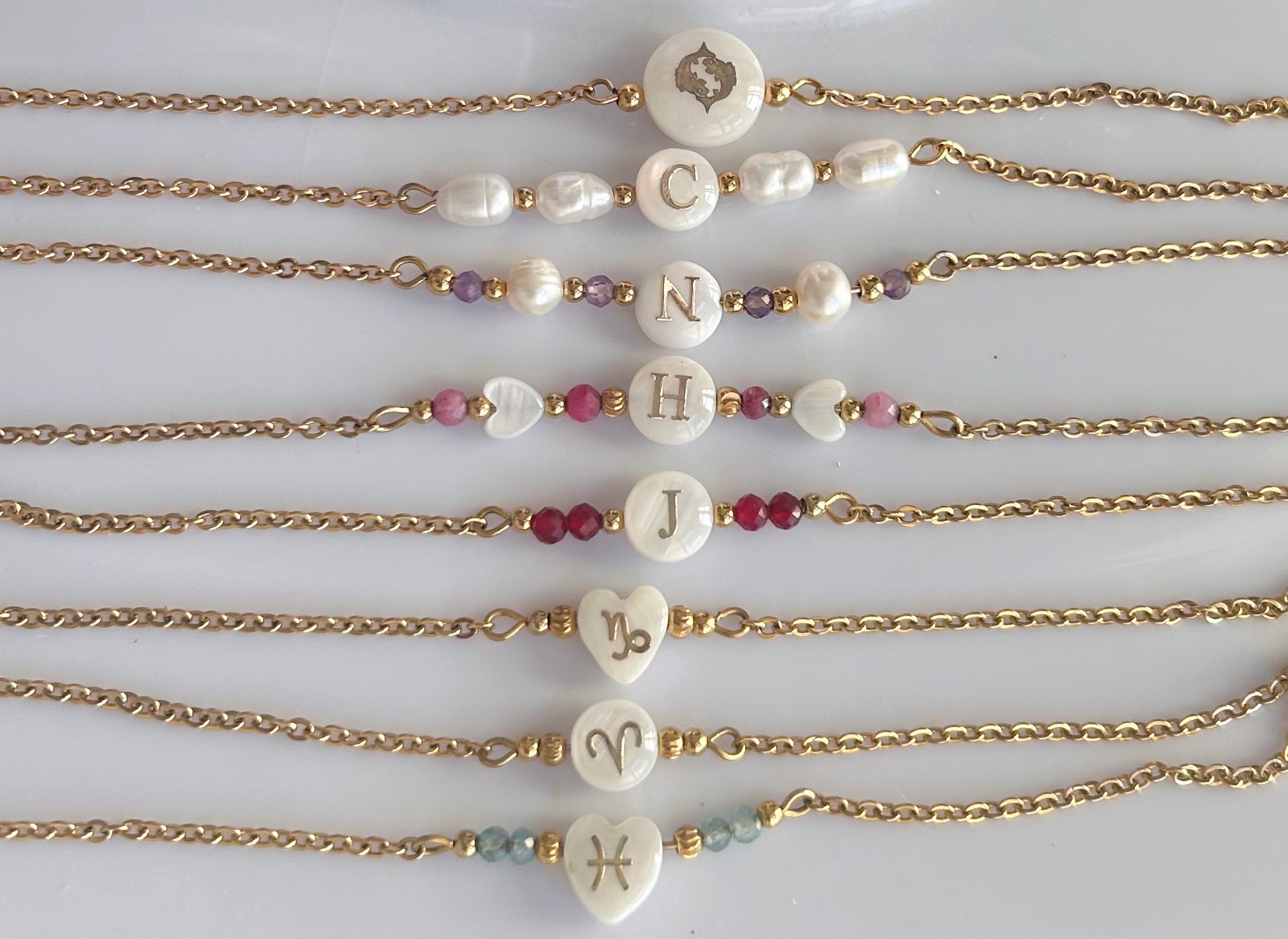 Bracelet personnalisé, lettre, initiale / signe astrologique