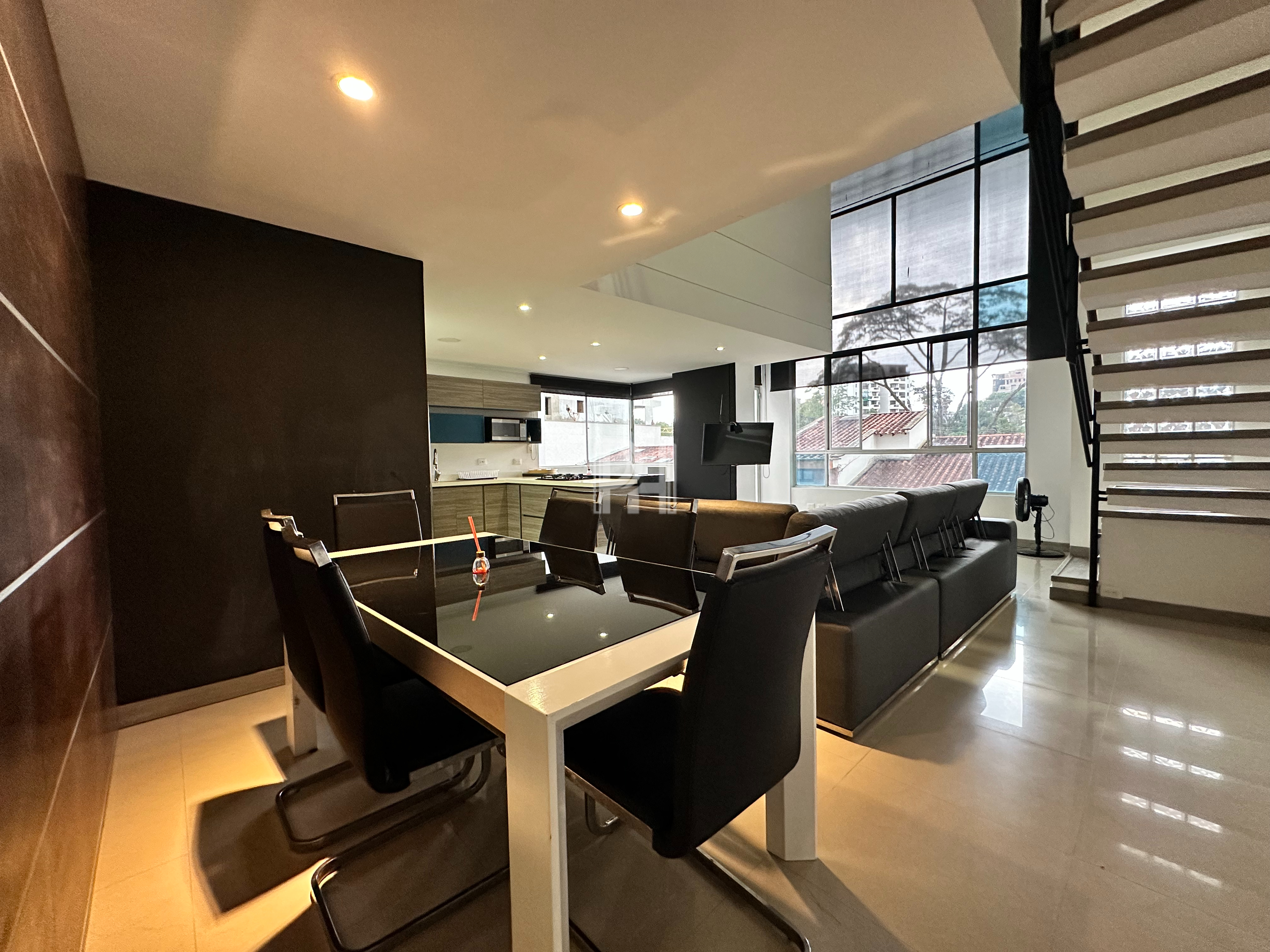 APARTAMENTO EN VENTA PINARES PEREIRA