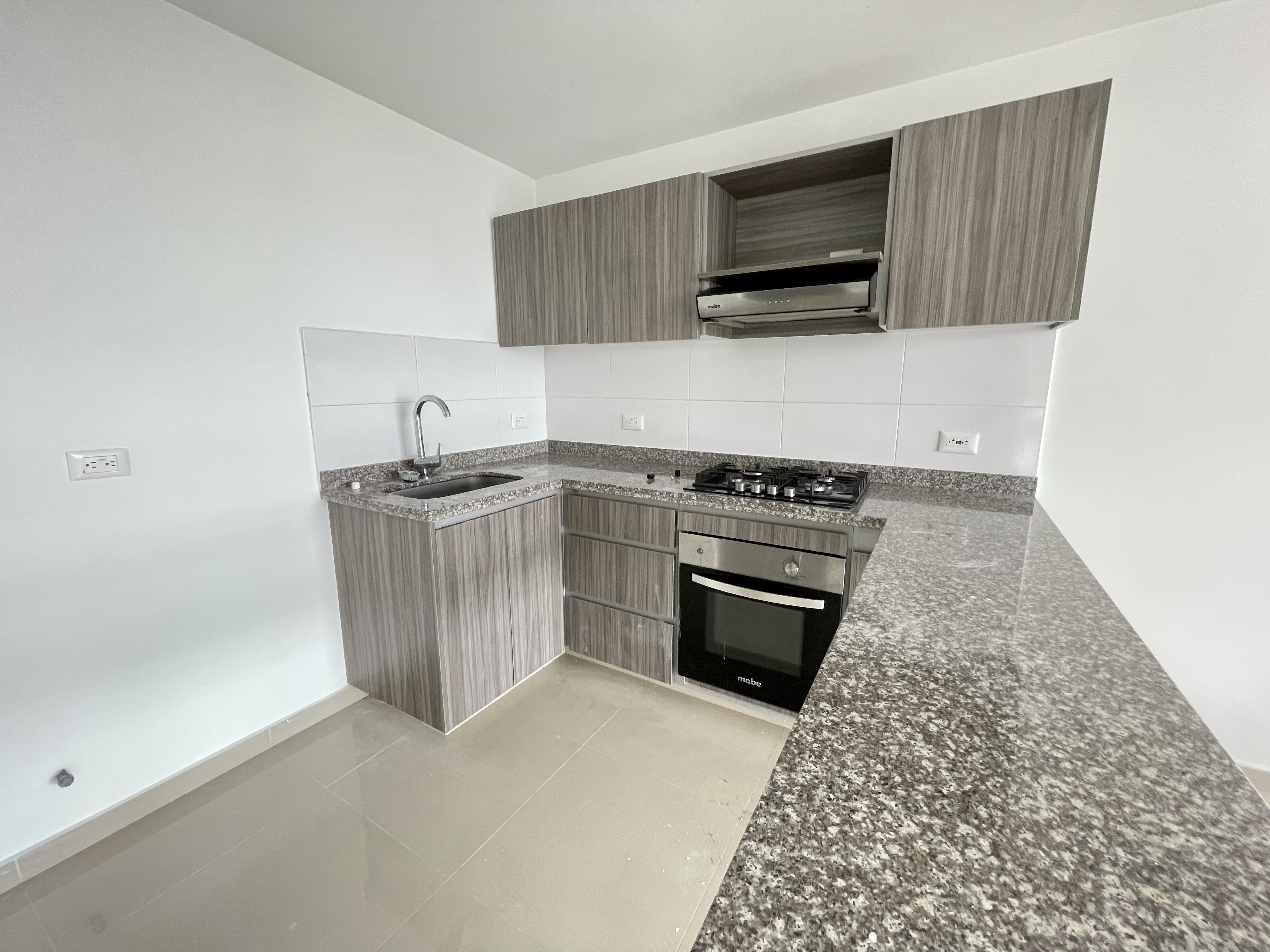 APARTAMENTO EN VENTA METROPOLITAN CLUB DOSQUEBRADAS