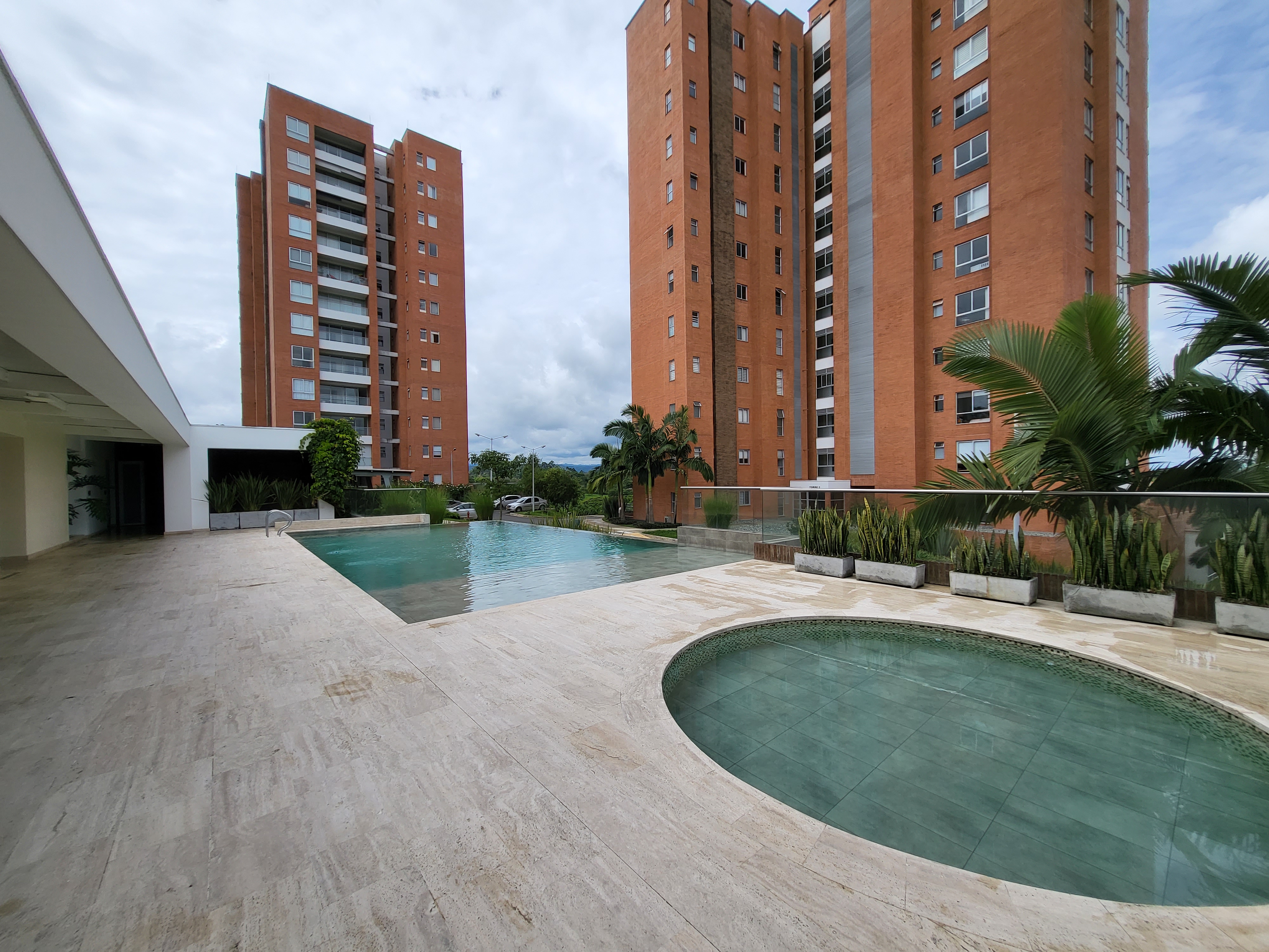 APARTAMENTO EN VENTA MUKAVA CERRITOS