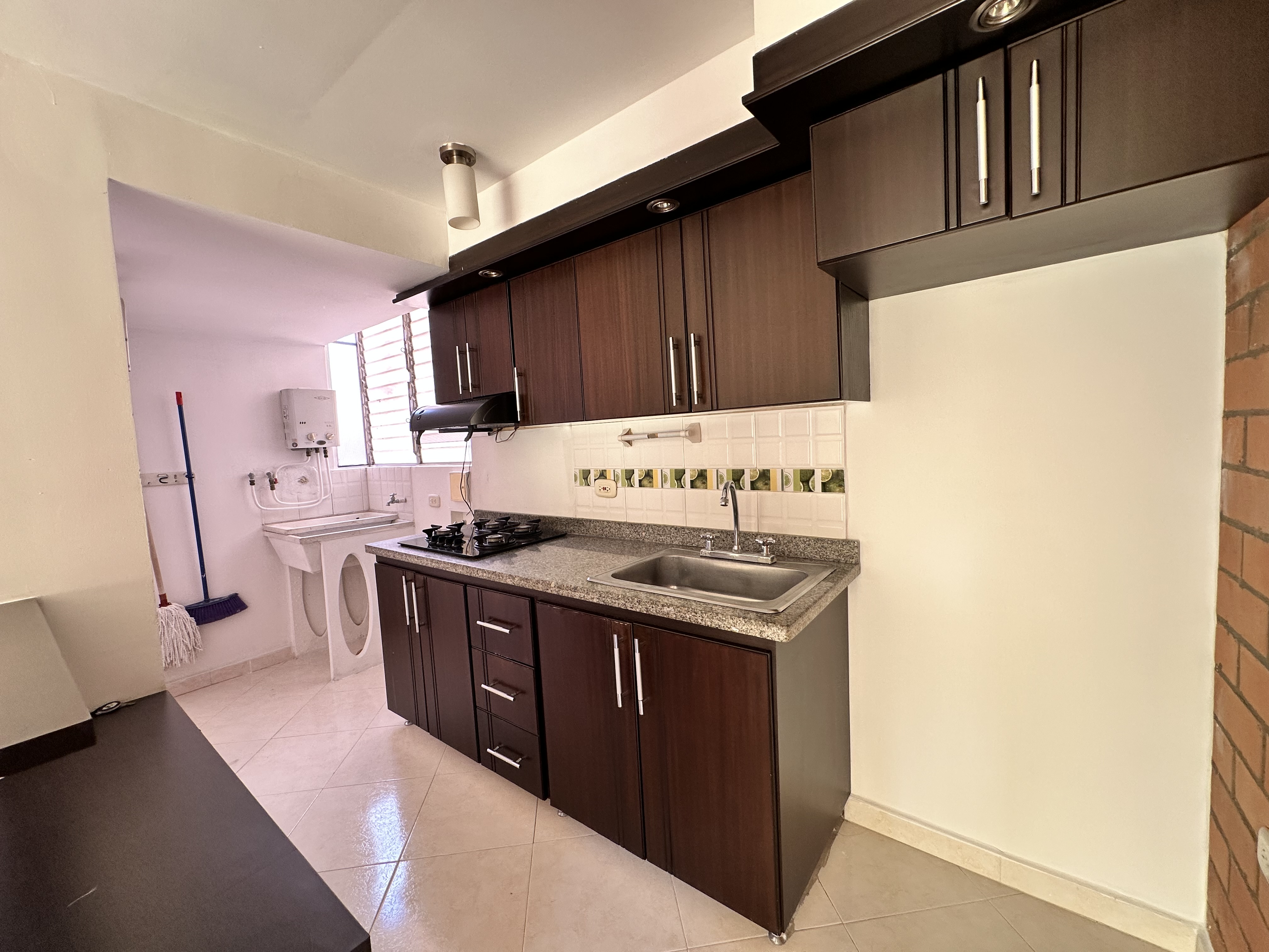 APARTAMENTO EN VENTA LOS CEREZOS DOSQUEBRADAS