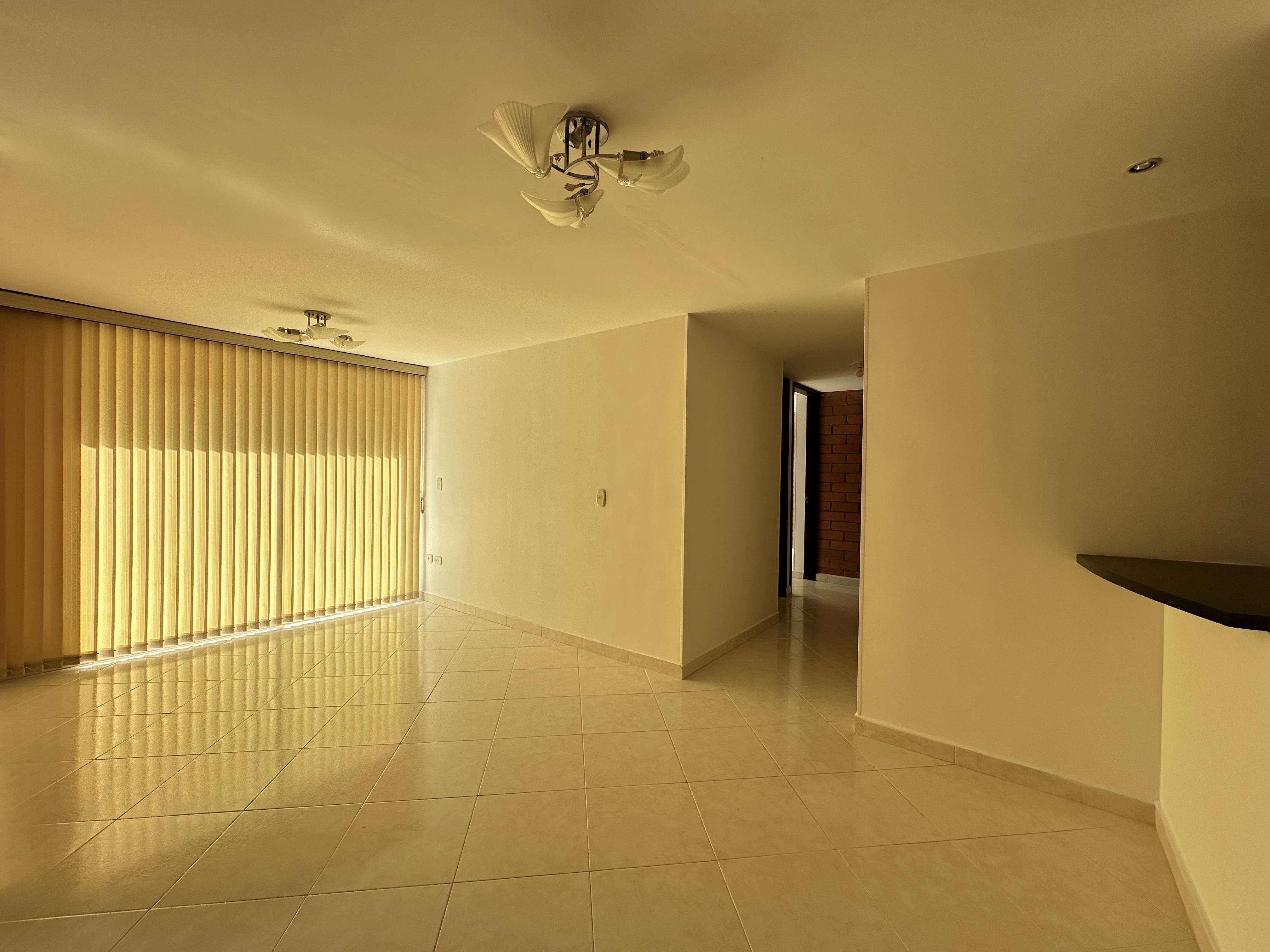 APARTAMENTO EN VENTA LOS CEREZOS DOSQUEBRADAS