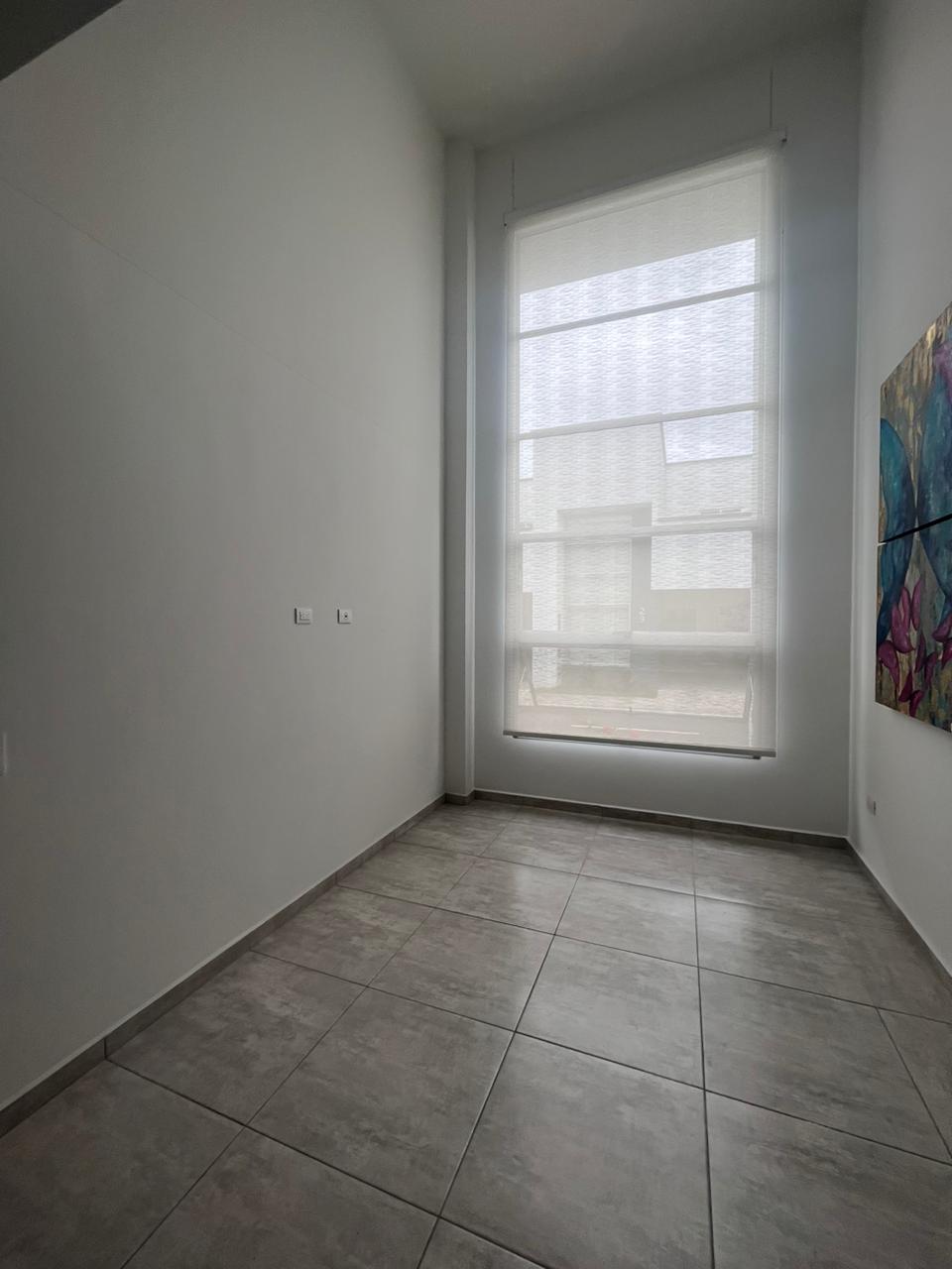 CASA EN VENTA KAOBA CONDINA
