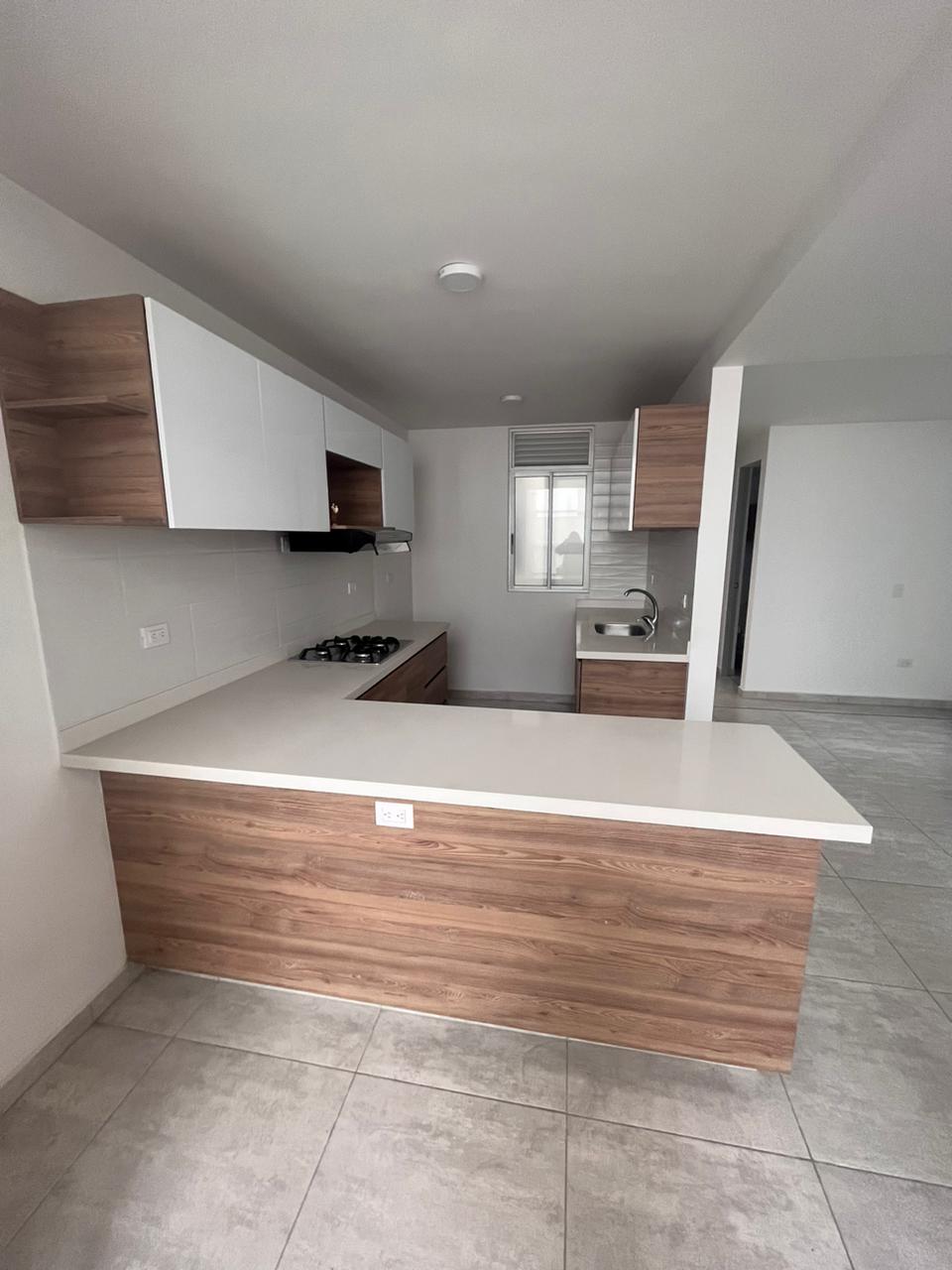 CASA EN VENTA KAOBA CONDINA