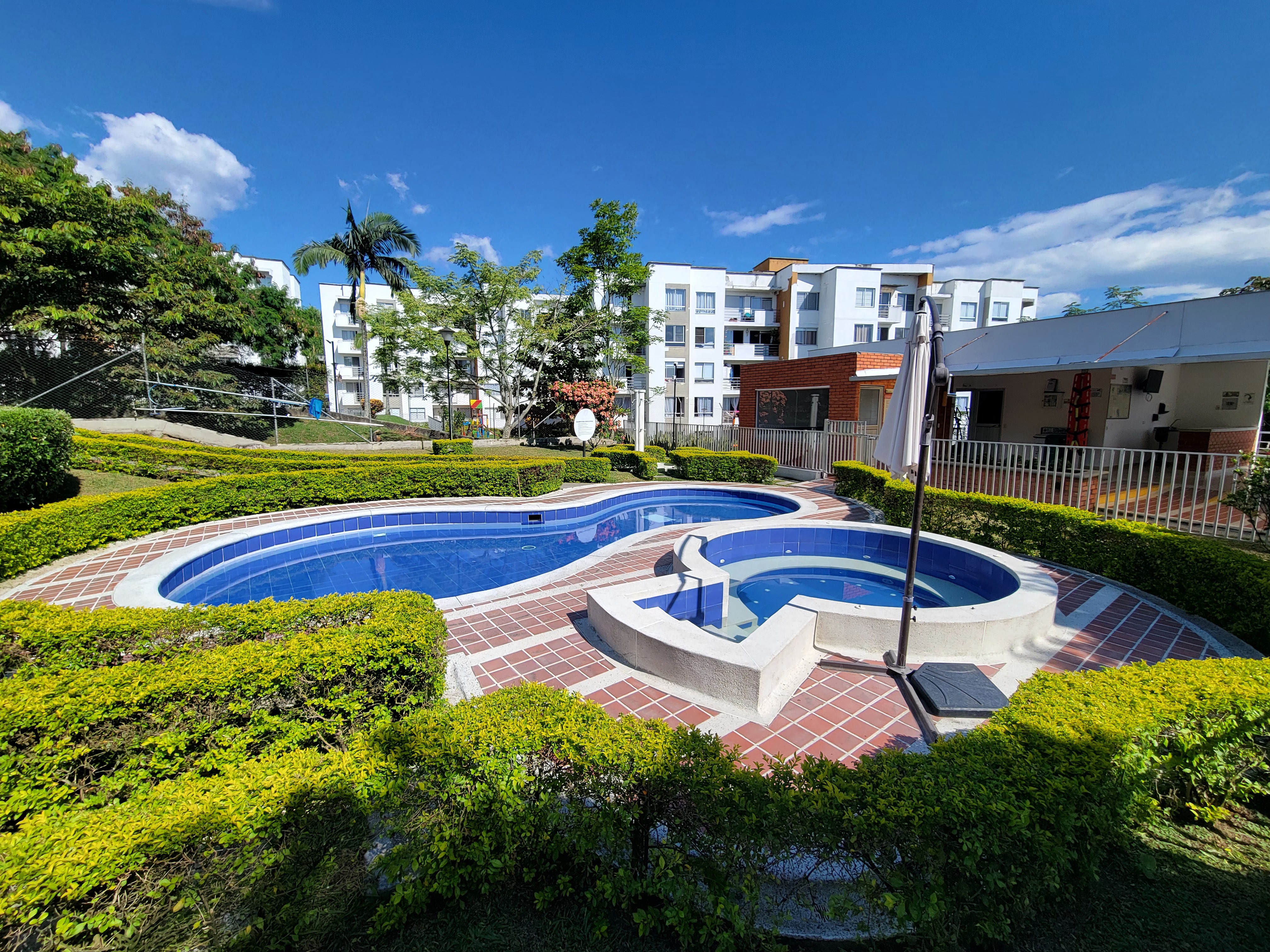 CASA EN VENTA OBELISCO DE LA VILLA PEREIRA