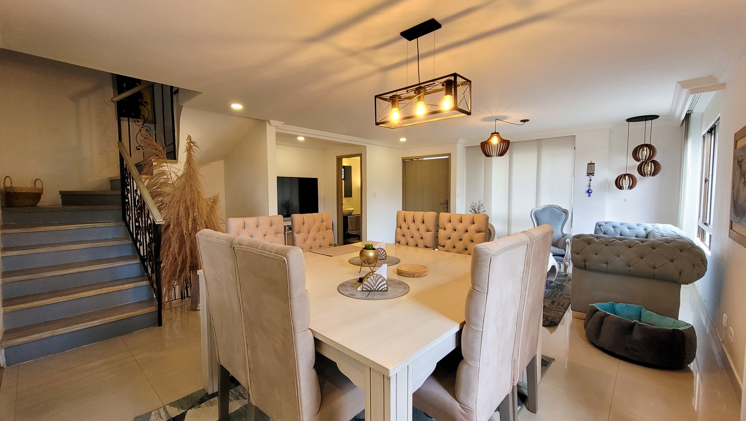 MODERNA CASA EN VENTA PINARES PEREIRA
